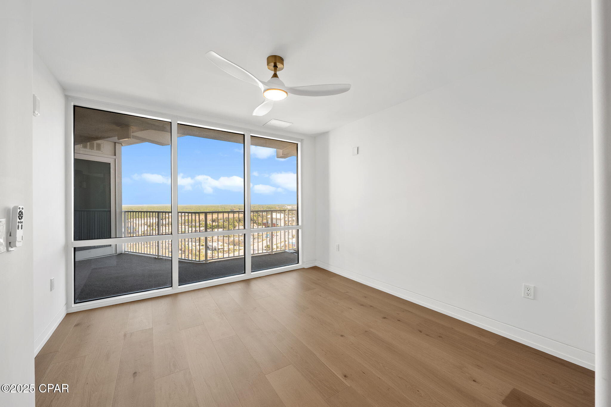 Image 24 For 9860 Thomas Drive L17