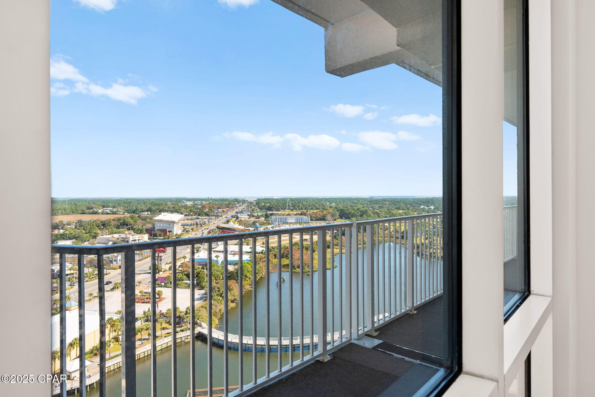 Image 25 For 9860 Thomas Drive L17