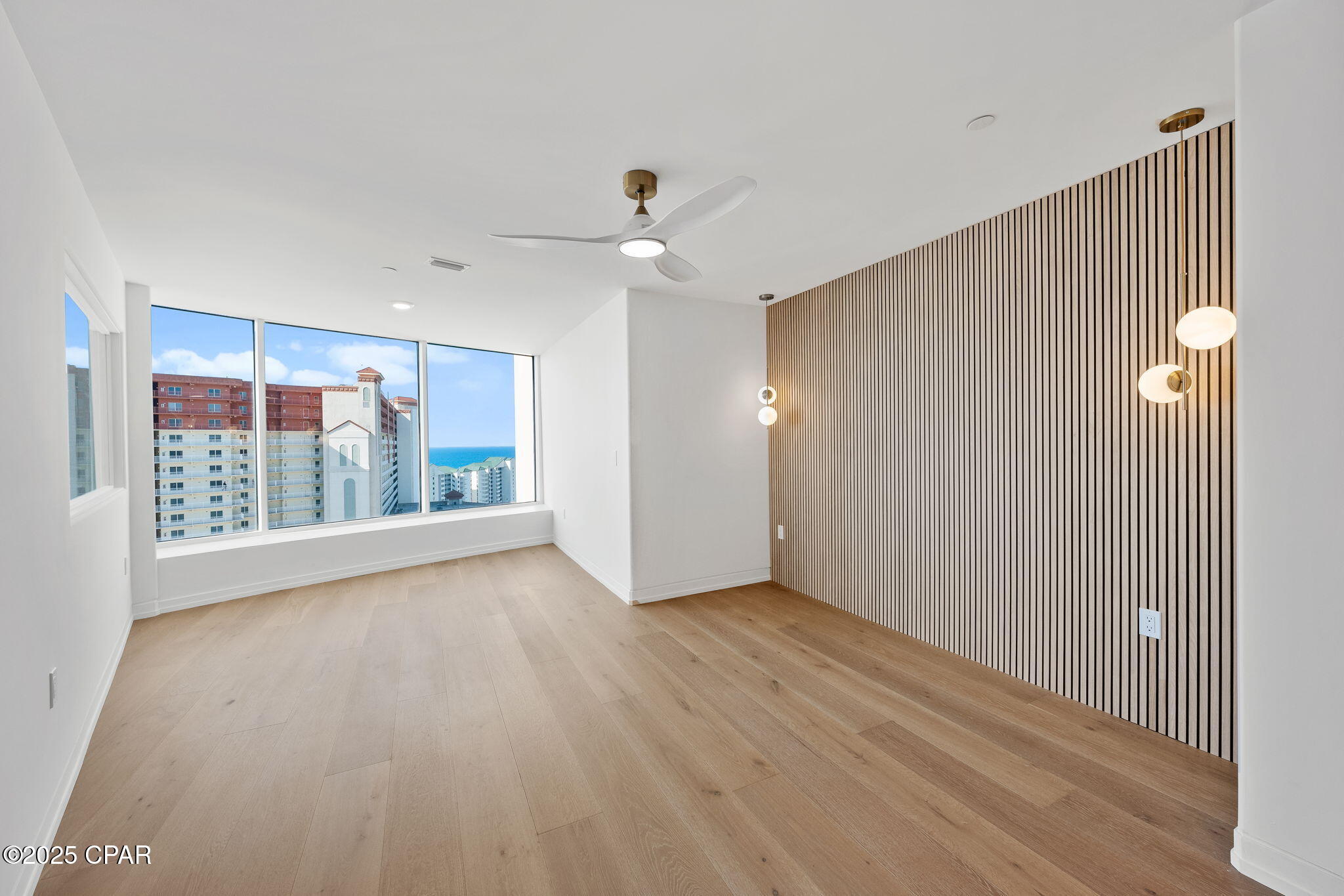 Image 35 For 9860 Thomas Drive L17