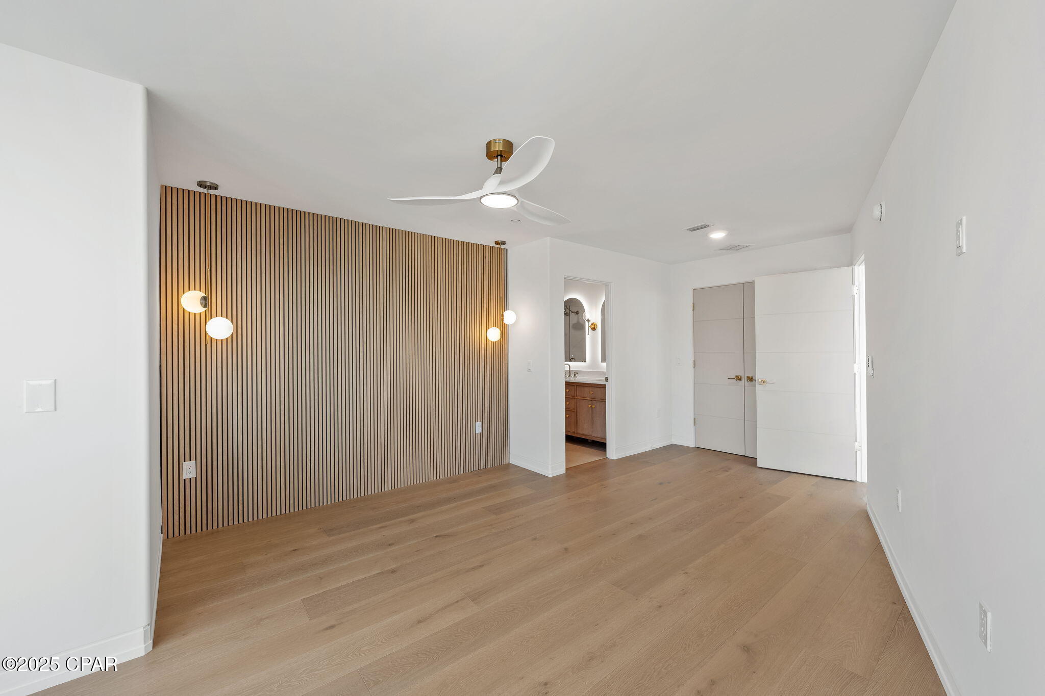 Image 41 For 9860 Thomas Drive L17