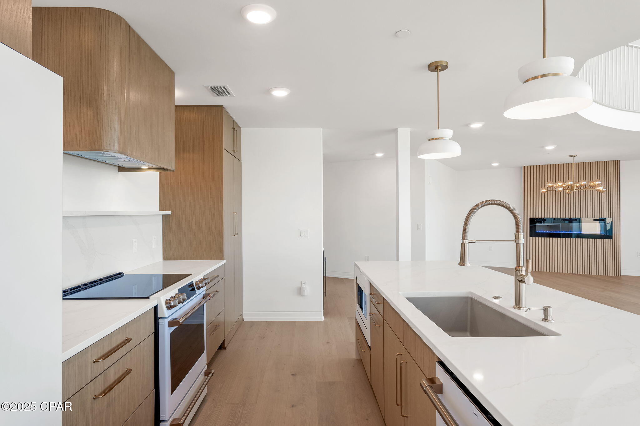 Image 9 For 9860 Thomas Drive L17