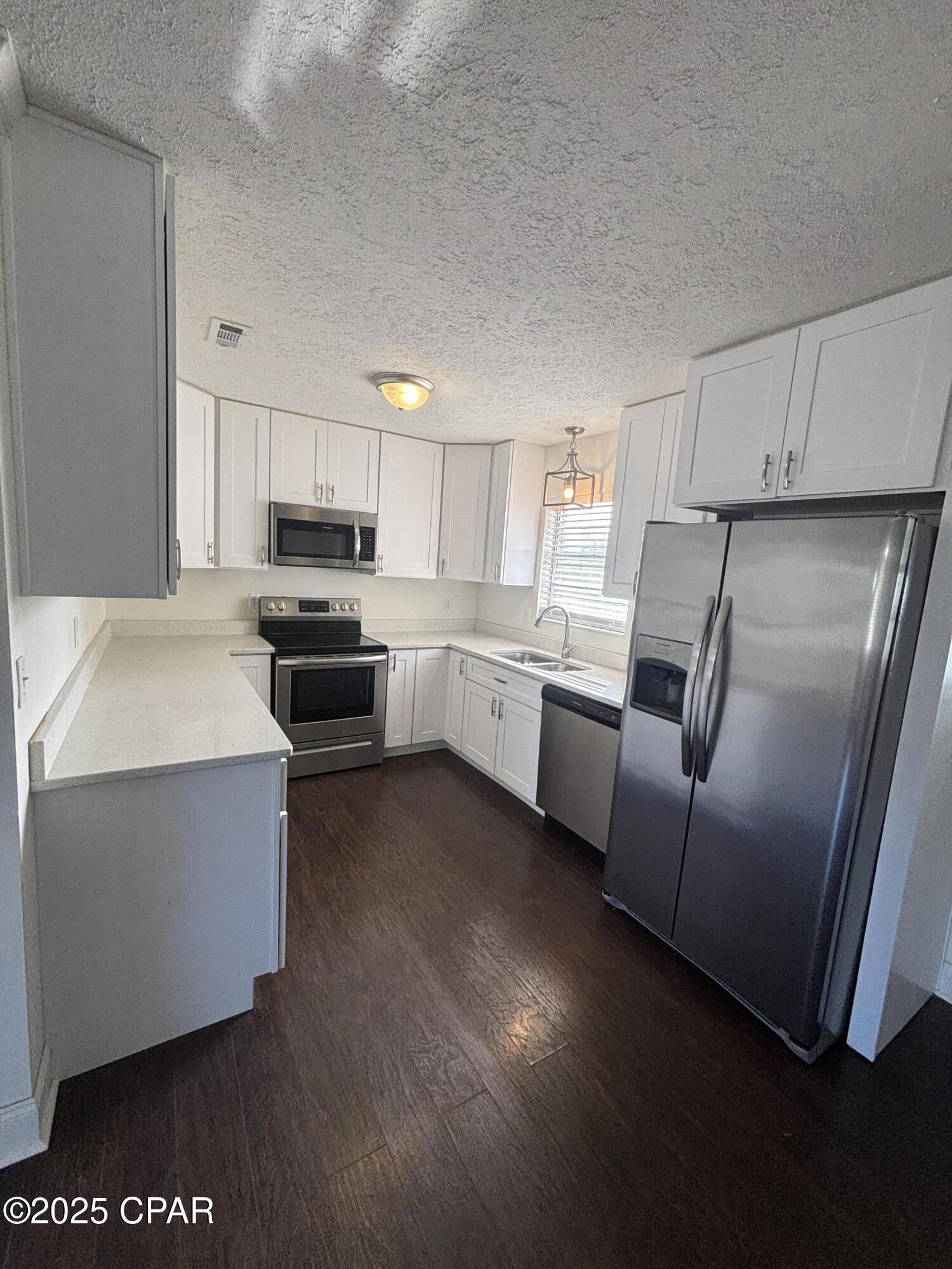 Image 3 For 2338 17th Street