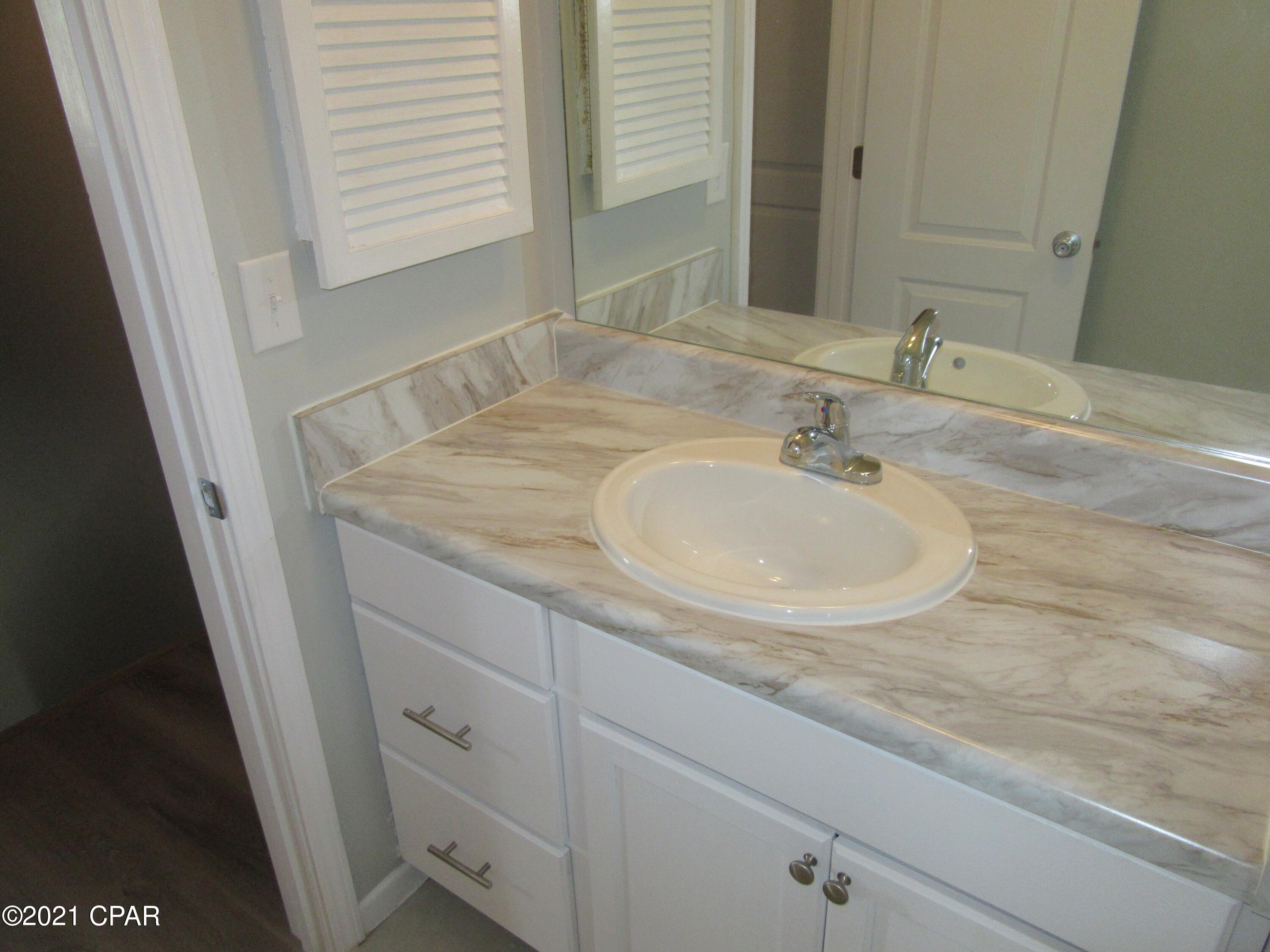 Image 11 For 2914 Sequoia Avenue