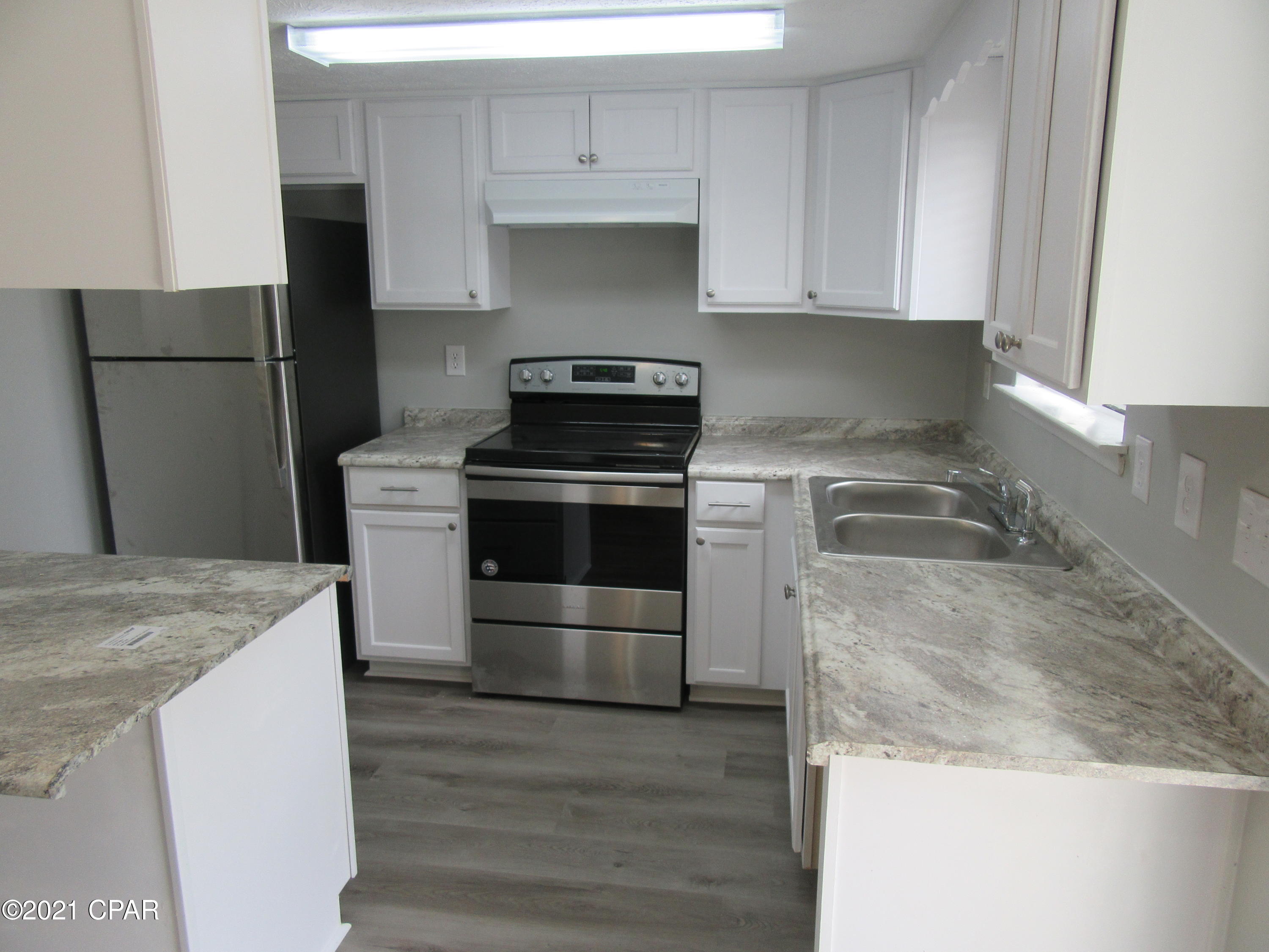 Image 6 For 2914 Sequoia Avenue