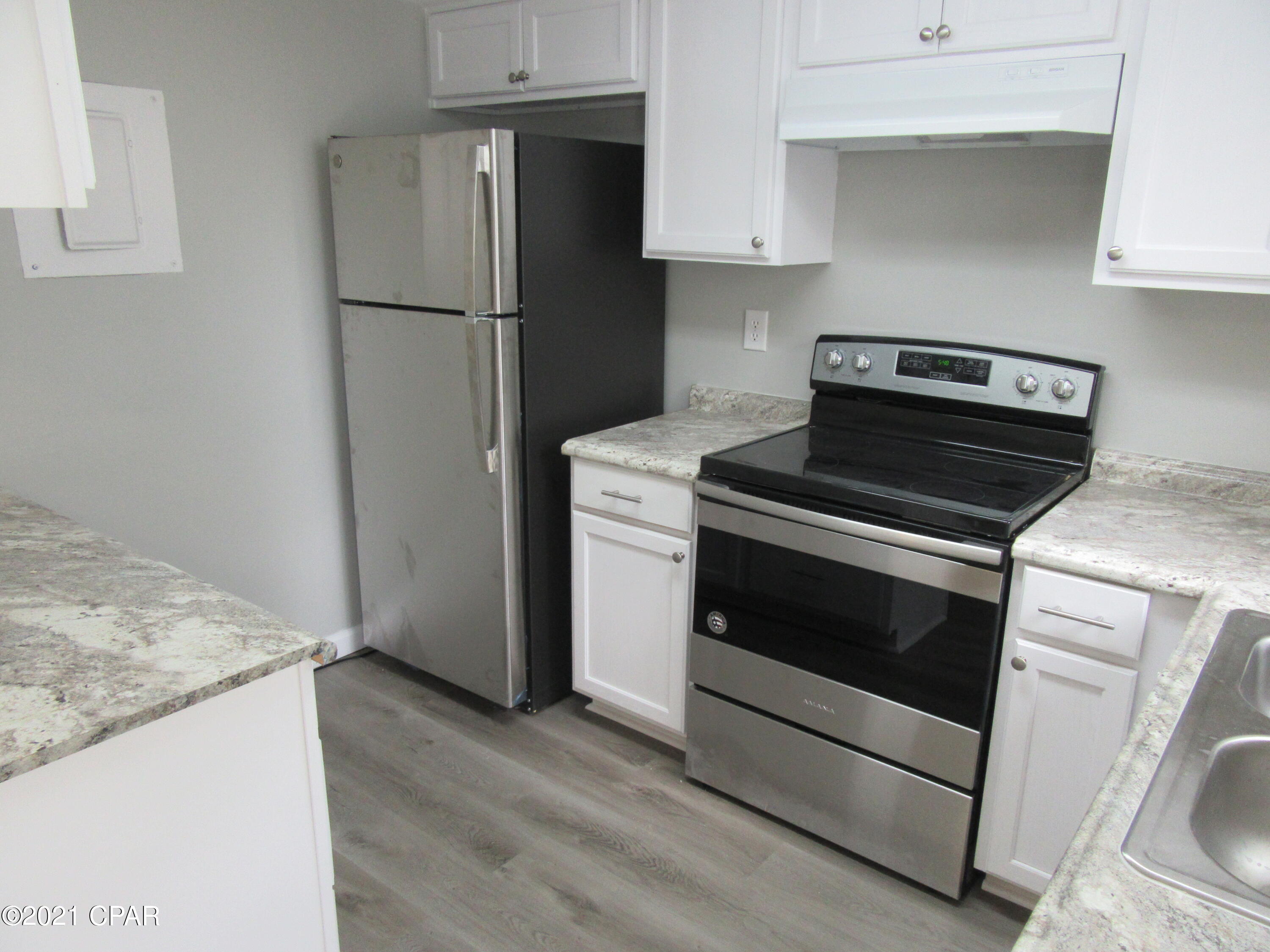 Image 8 For 2914 Sequoia Avenue