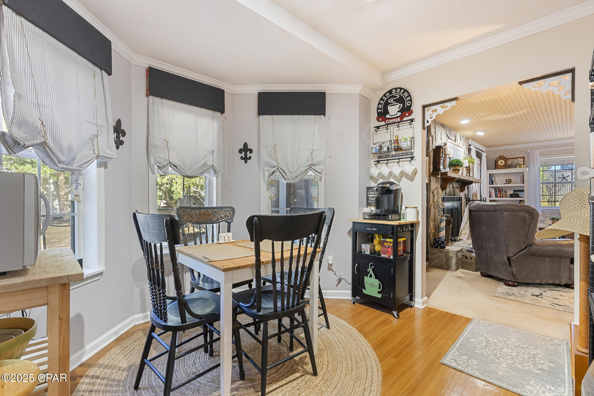 Image 12 For 902 Avenue D