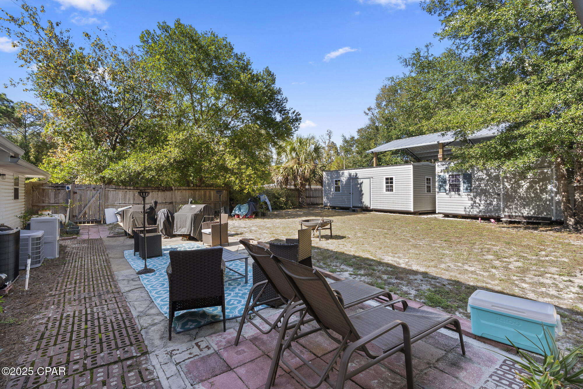 Image 27 For 902 Avenue D