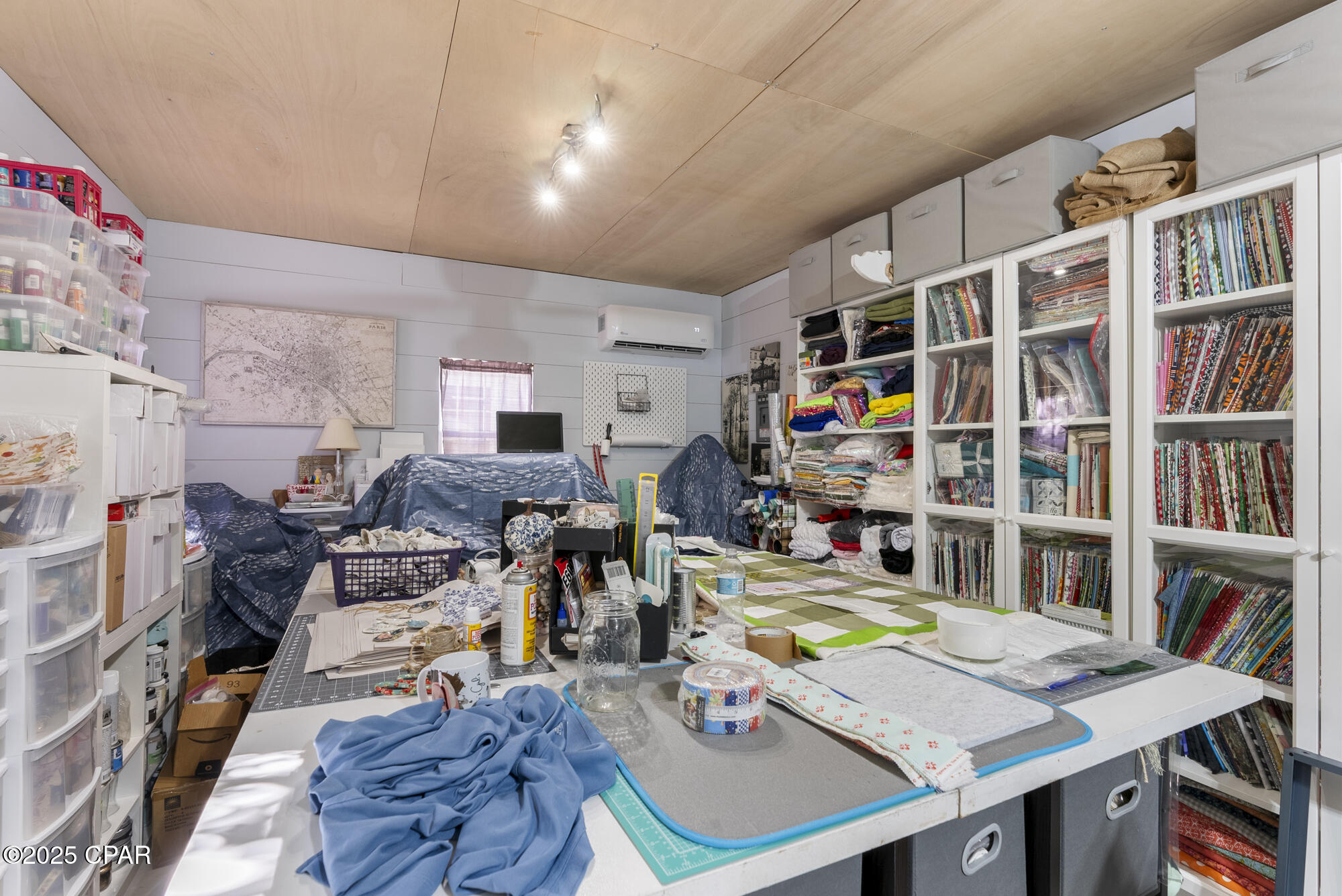 Image 33 For 902 Avenue D