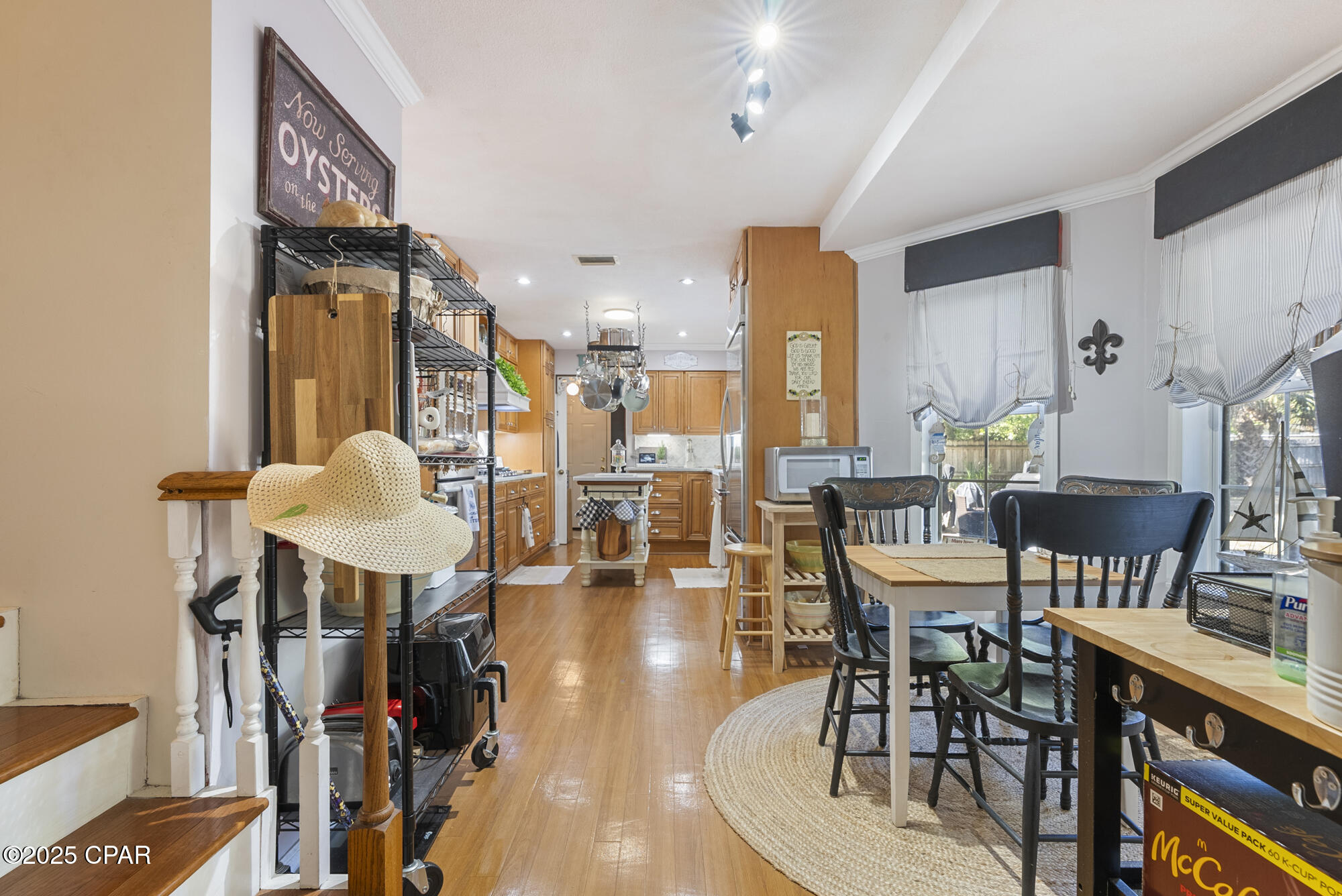 Image 5 For 902 Avenue D