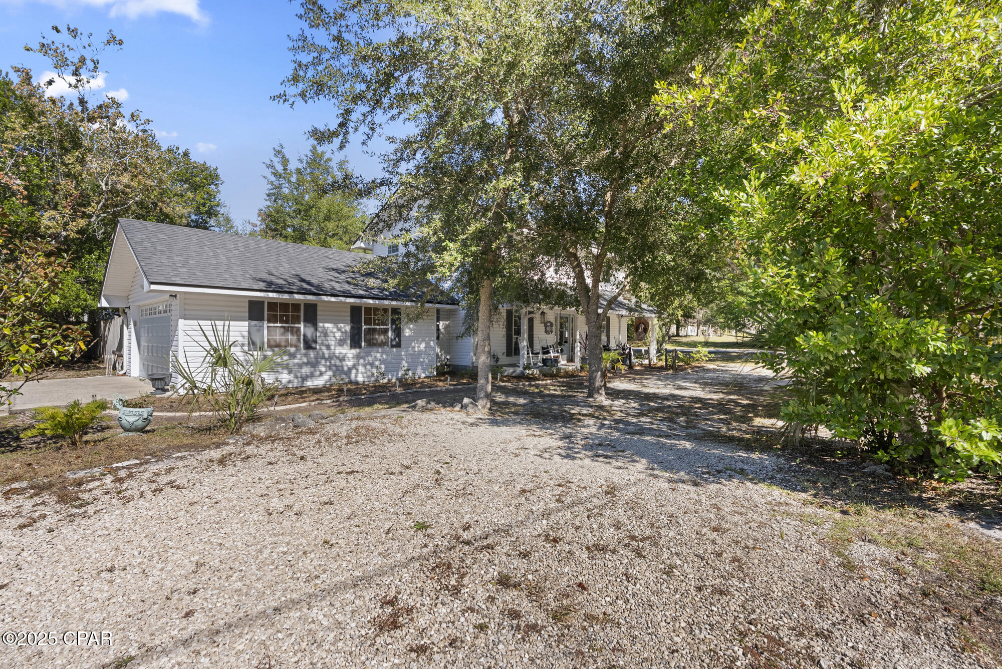 Image 7 For 902 Avenue D