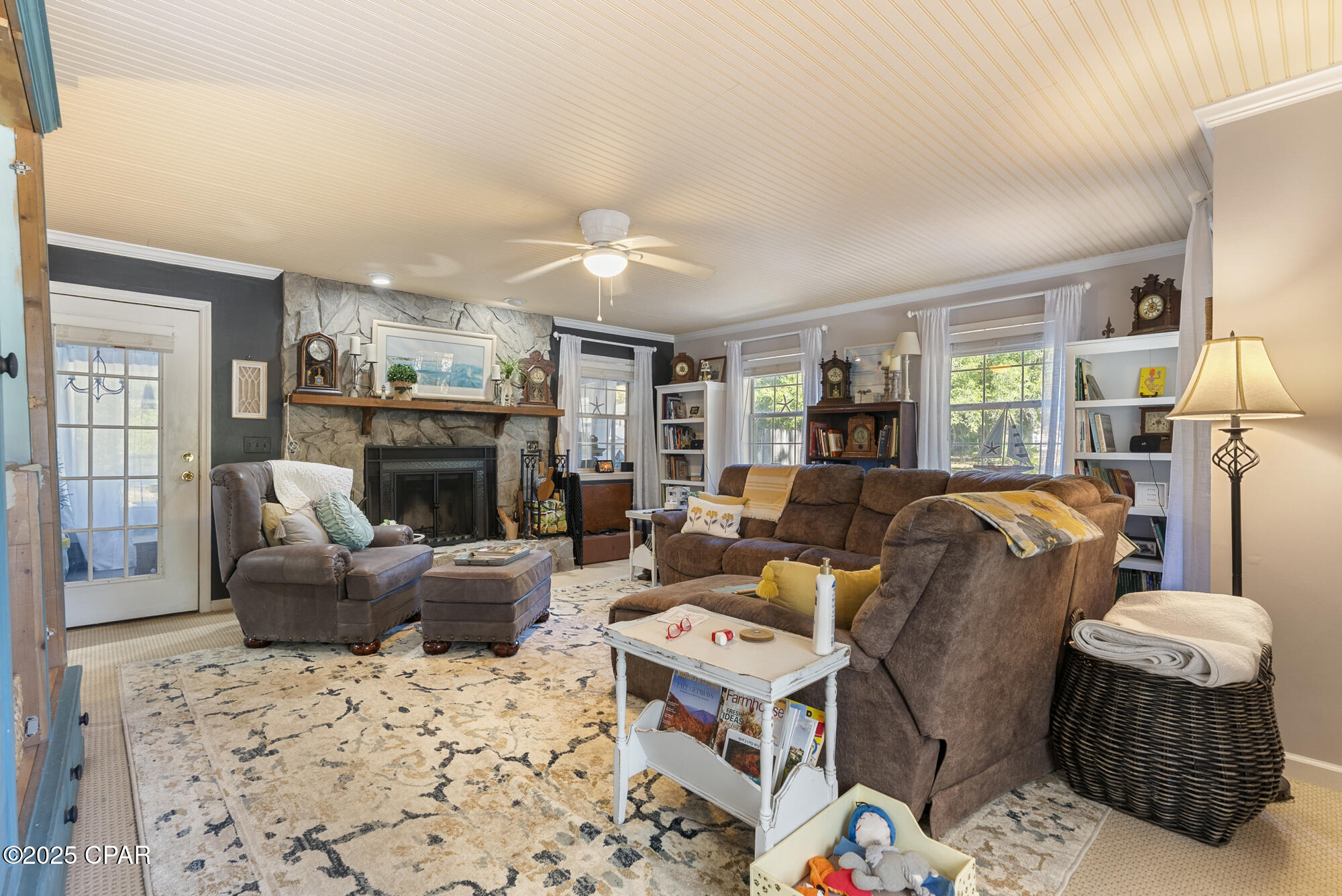 Image 9 For 902 Avenue D