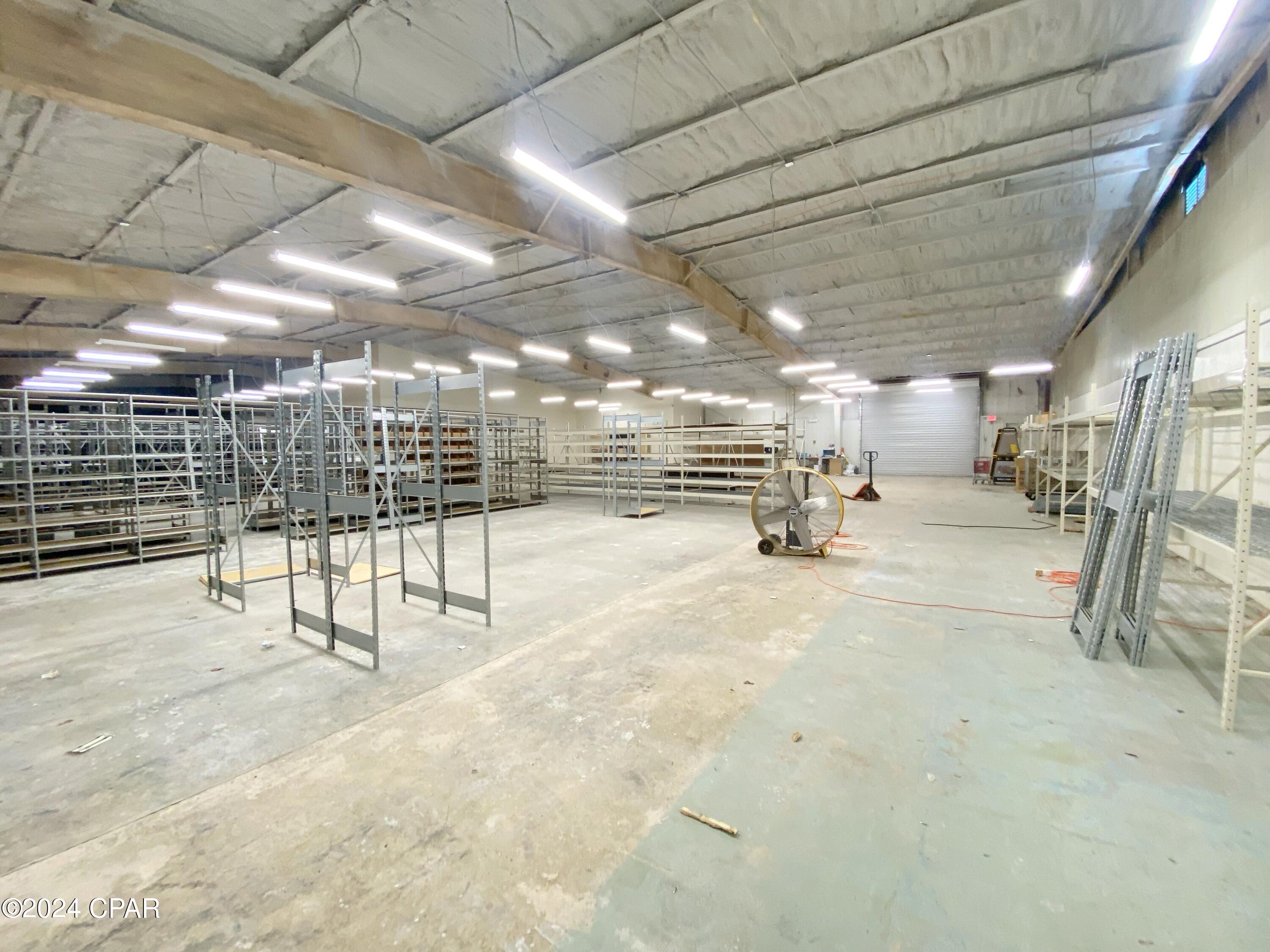 Listing photo id 20 for 1368 Blountstown Street