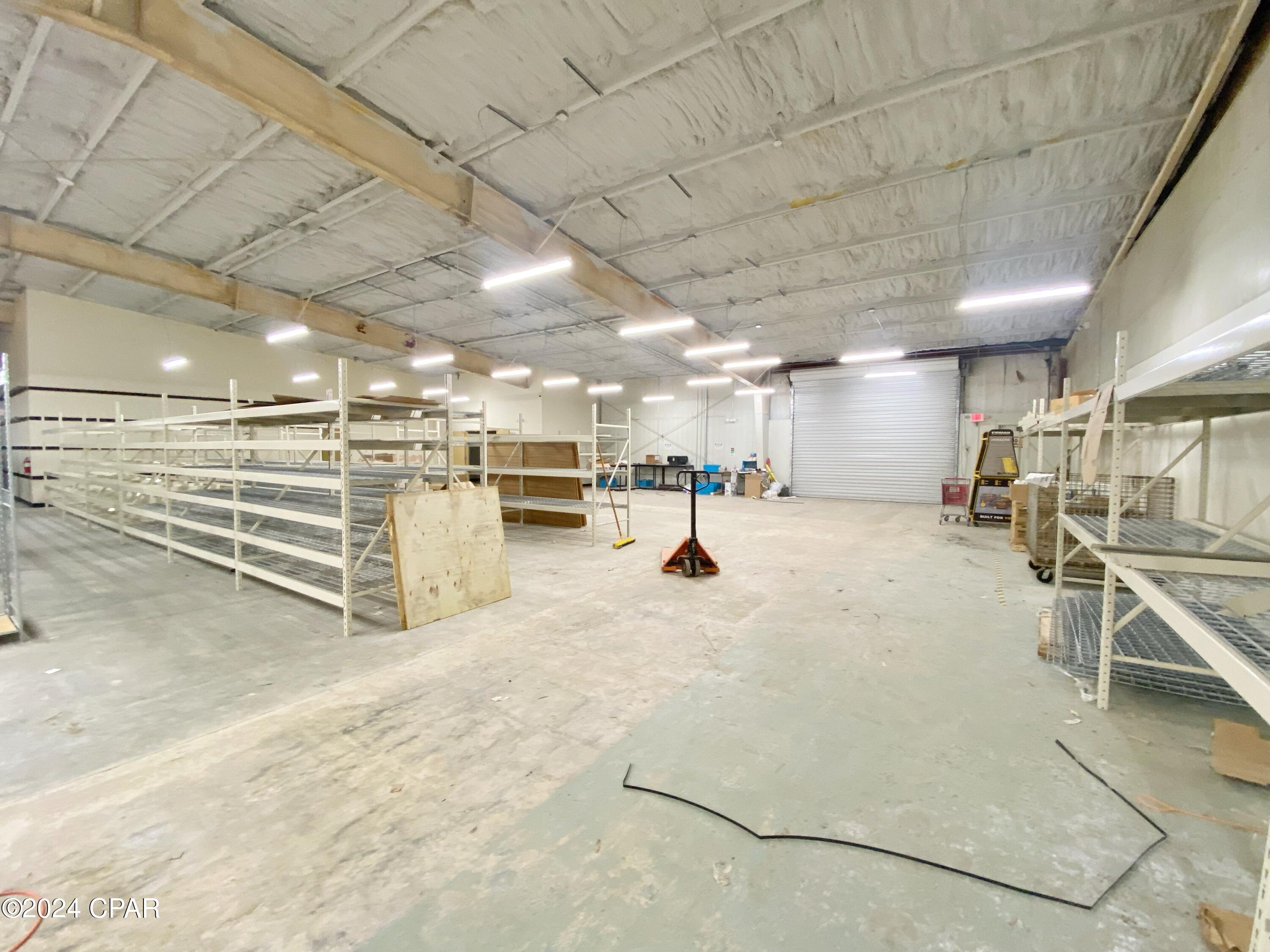 Listing photo id 22 for 1368 Blountstown Street