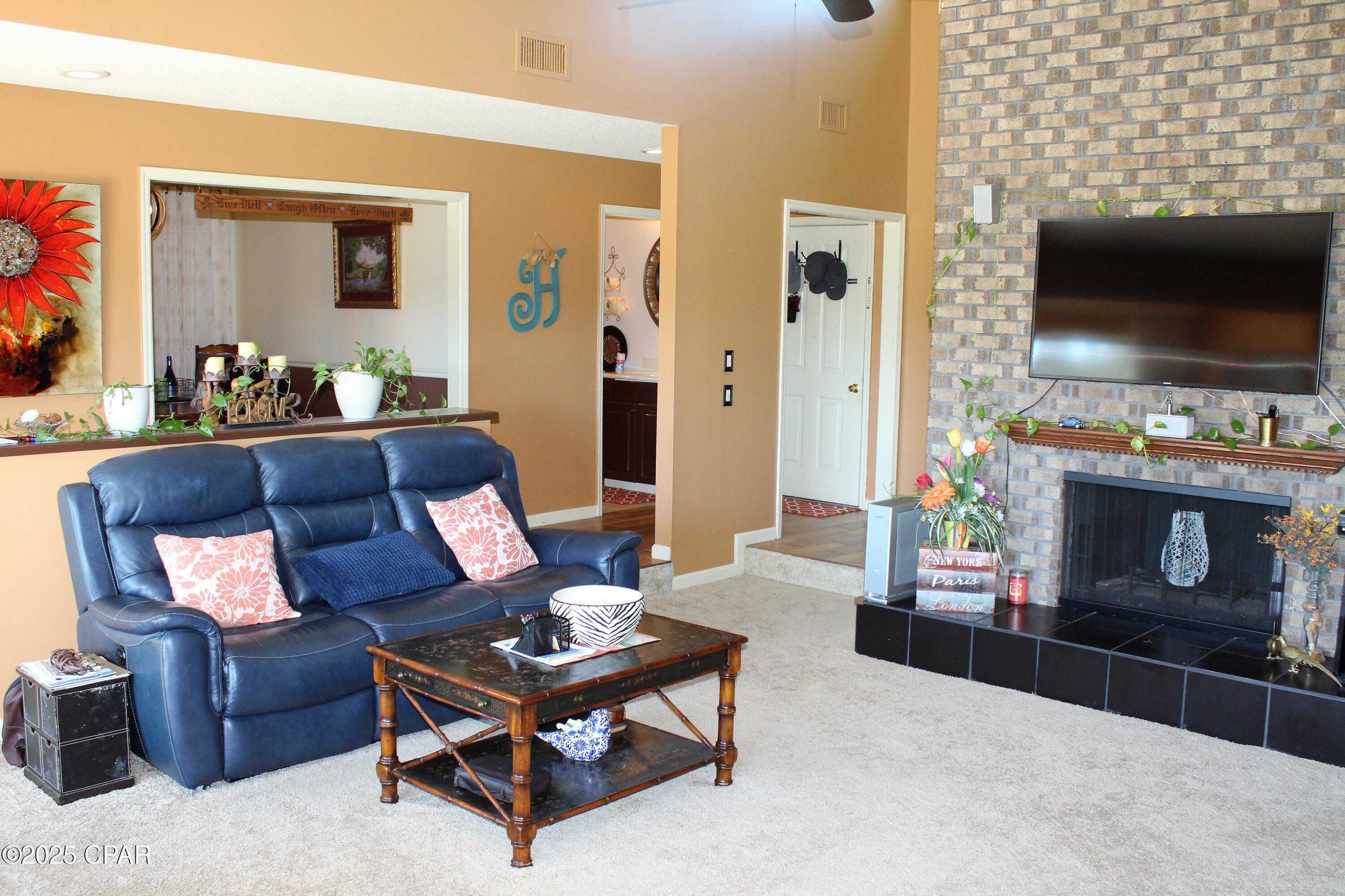 612 Amberjack Drive, Panama City Beach, FL 32408 thumbnail, photo 6 of 33
