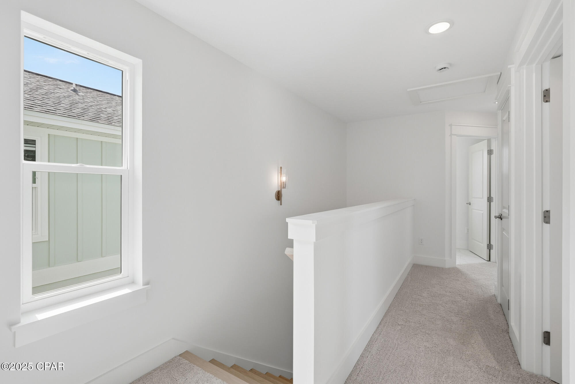 Image 17 For 924 Grace Avenue