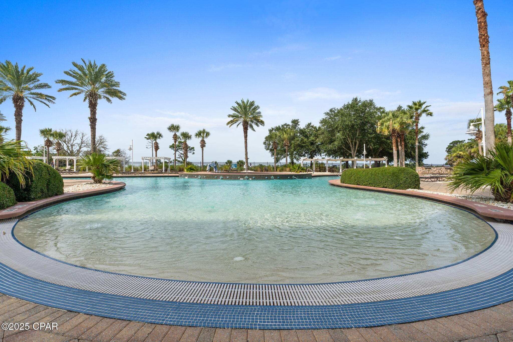 Listing photo id 48 for 4100 Marriott Drive 706