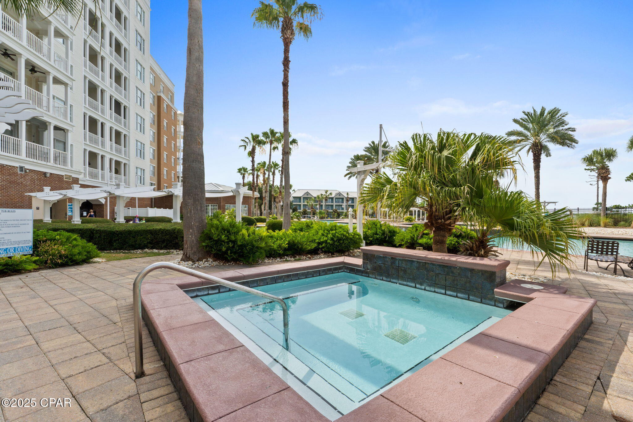 Listing photo id 49 for 4100 Marriott Drive 706