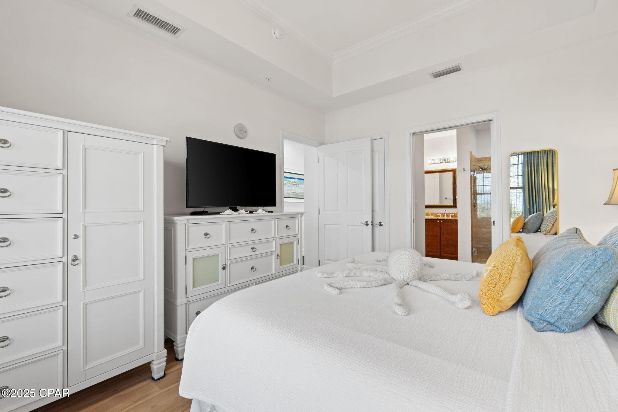 Image 6 For 4100 Marriott Drive 706