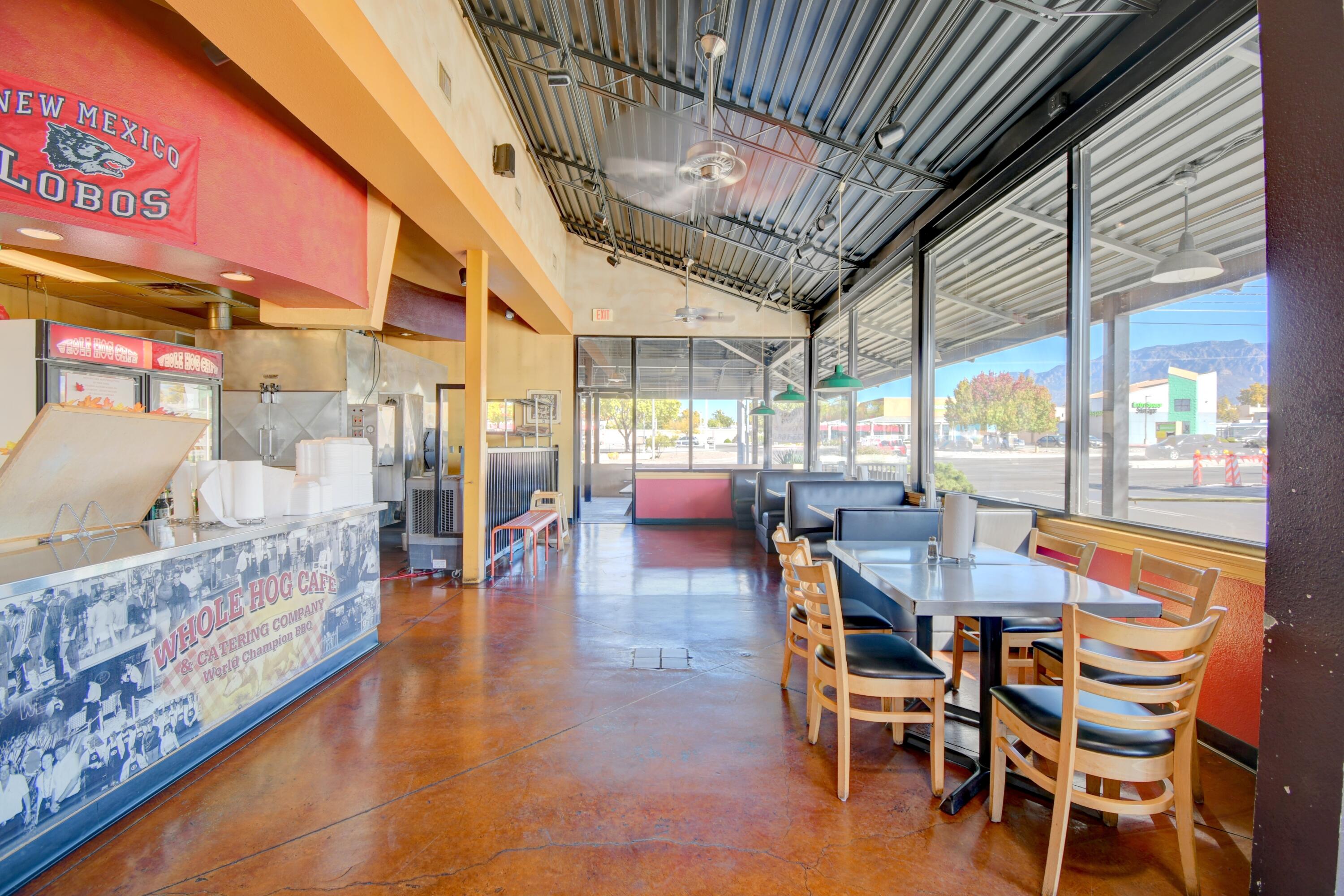 9880 Montgomery Boulevard NE 