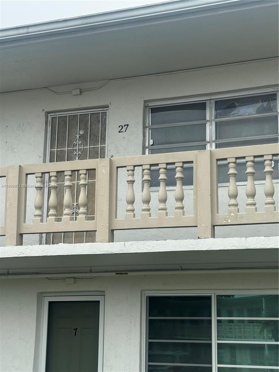 Ro-Mont South Green Condo