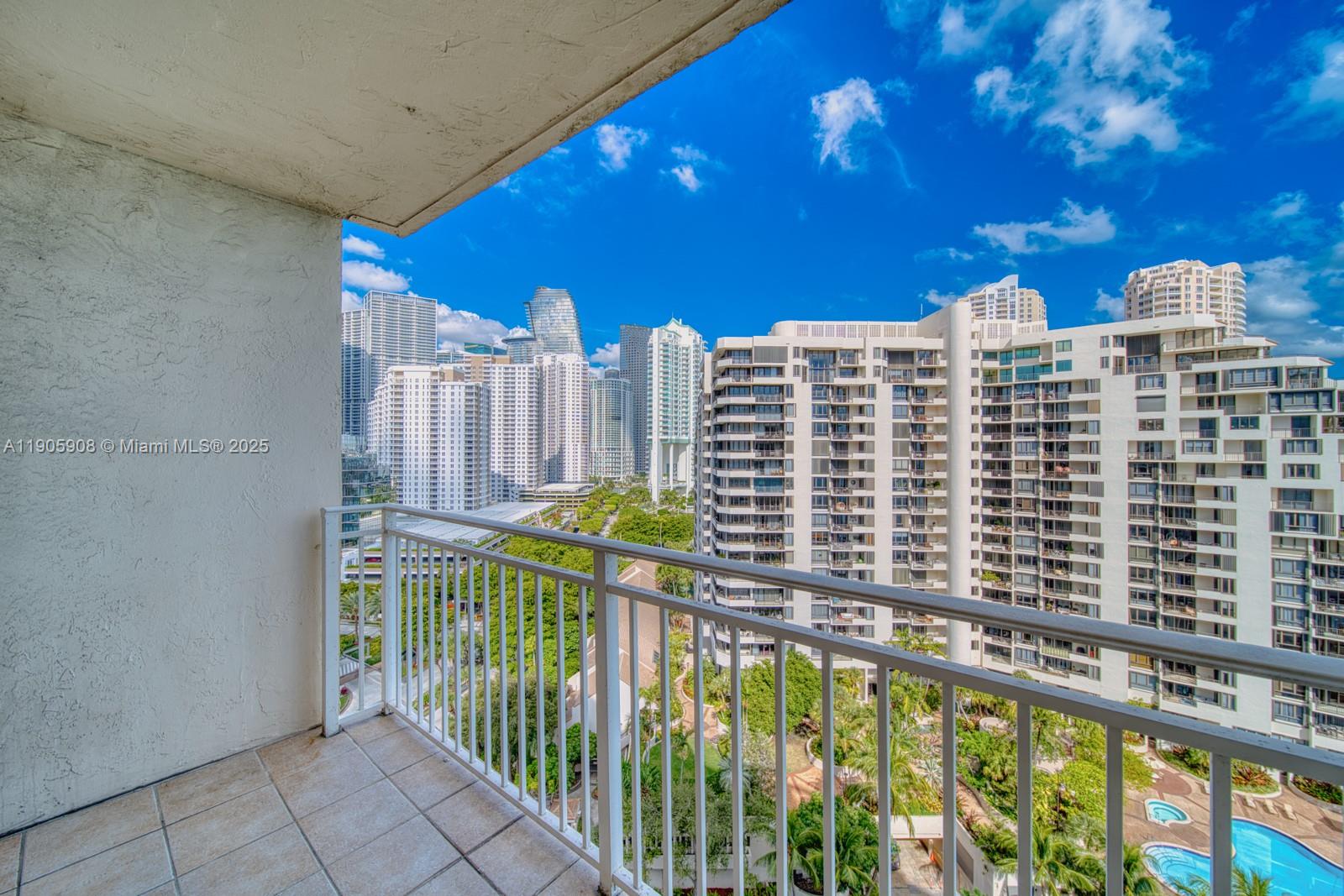 770 Claughton Island Dr #1803, Miami FL 33131