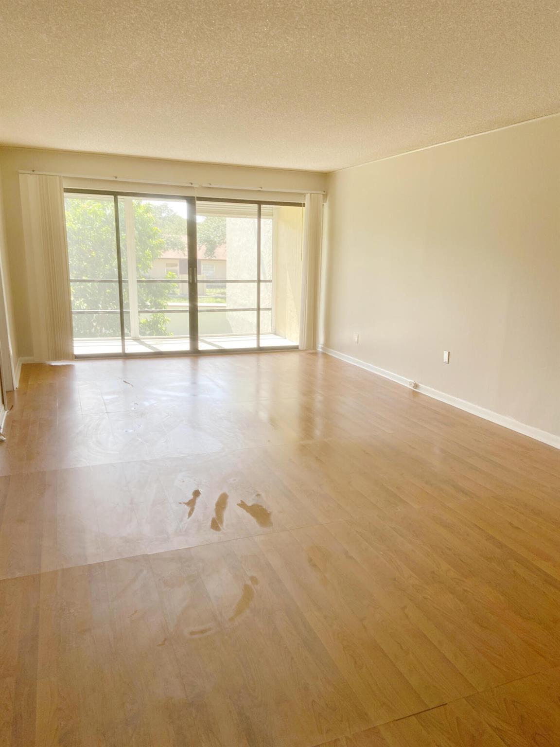 Island House Condominium