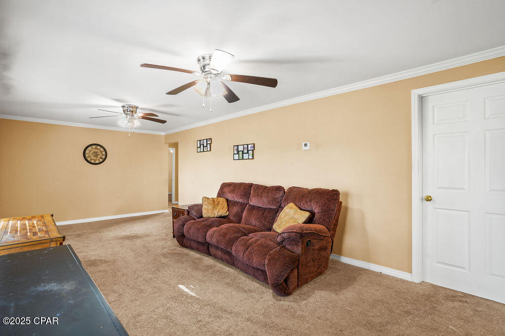 Listing photo id 25 for 203 Kansas Avenue