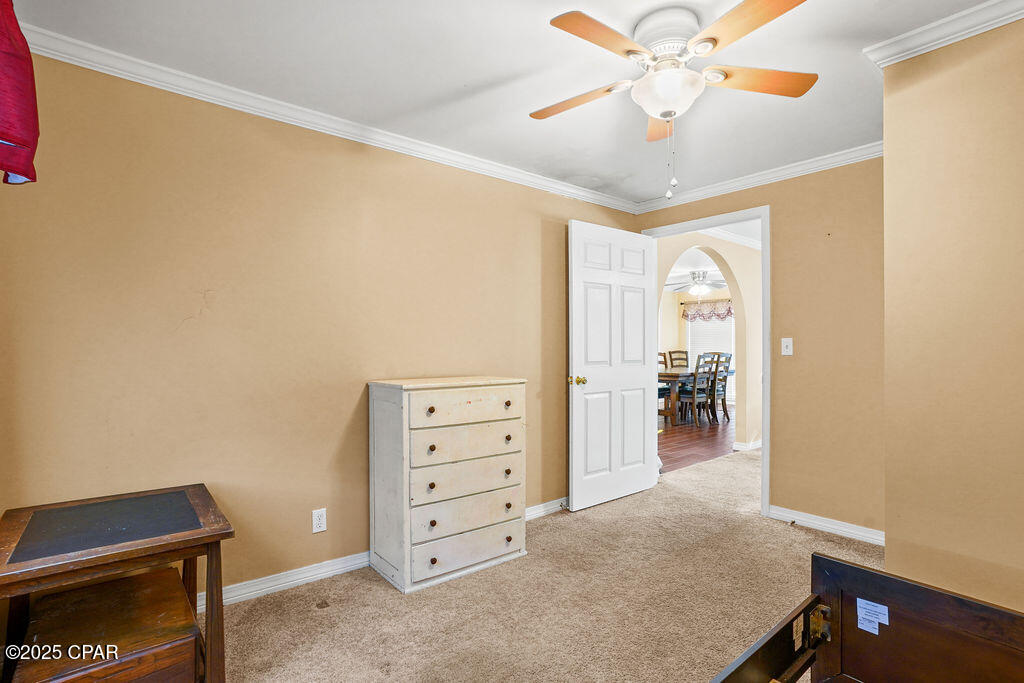 Listing photo id 26 for 203 Kansas Avenue