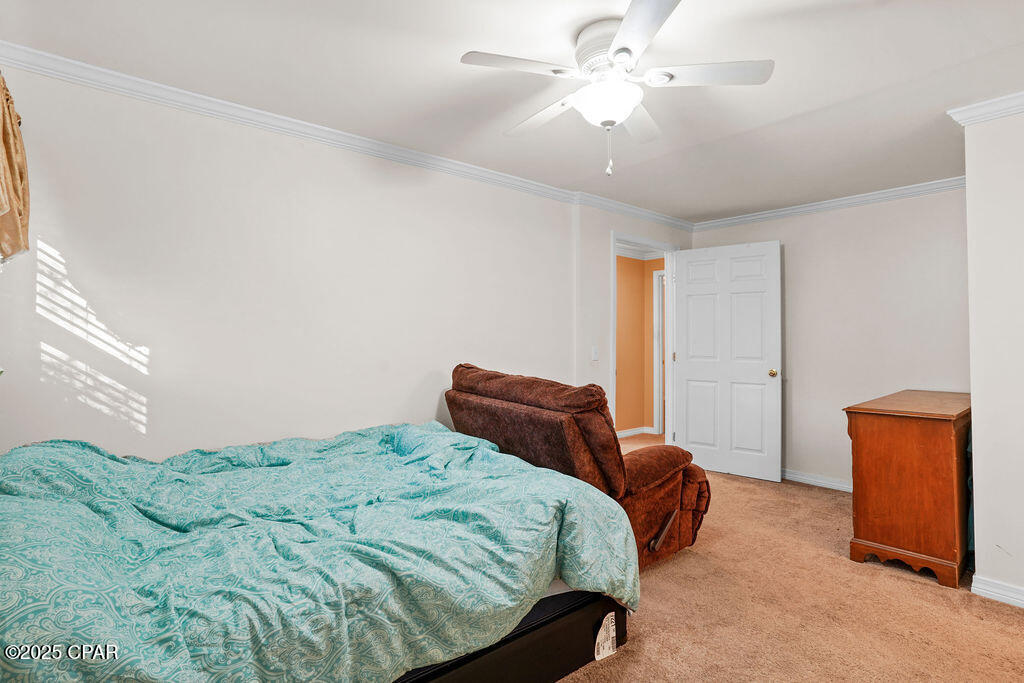 Listing photo id 33 for 203 Kansas Avenue