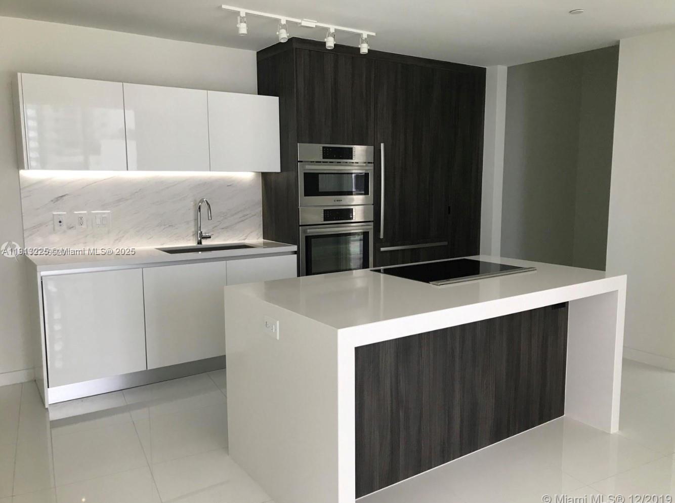 851 NE 1st Ave #903, Miami FL 33132