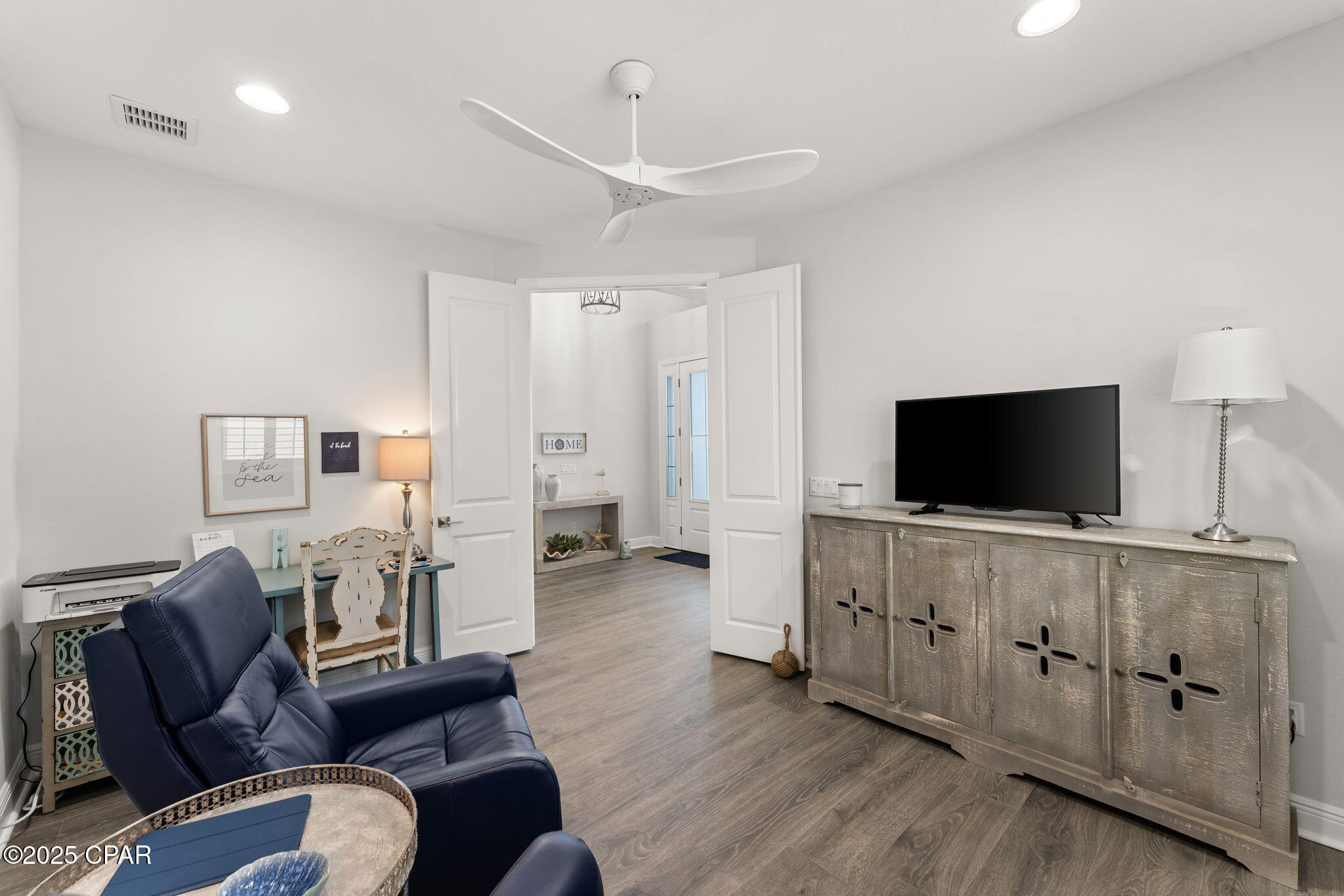 Image 25 For 8325 Fins Up Court