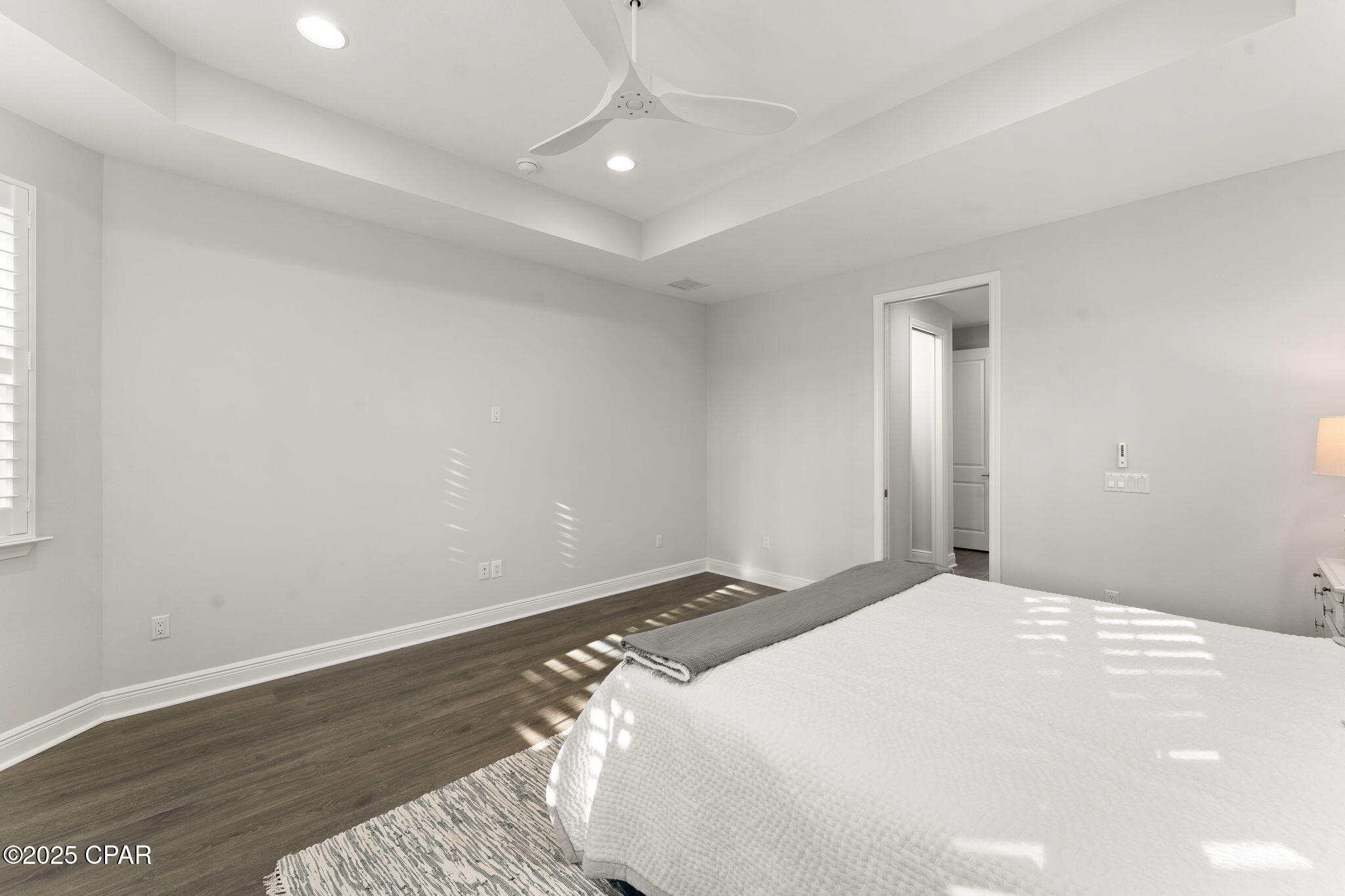 Image 29 For 8325 Fins Up Court