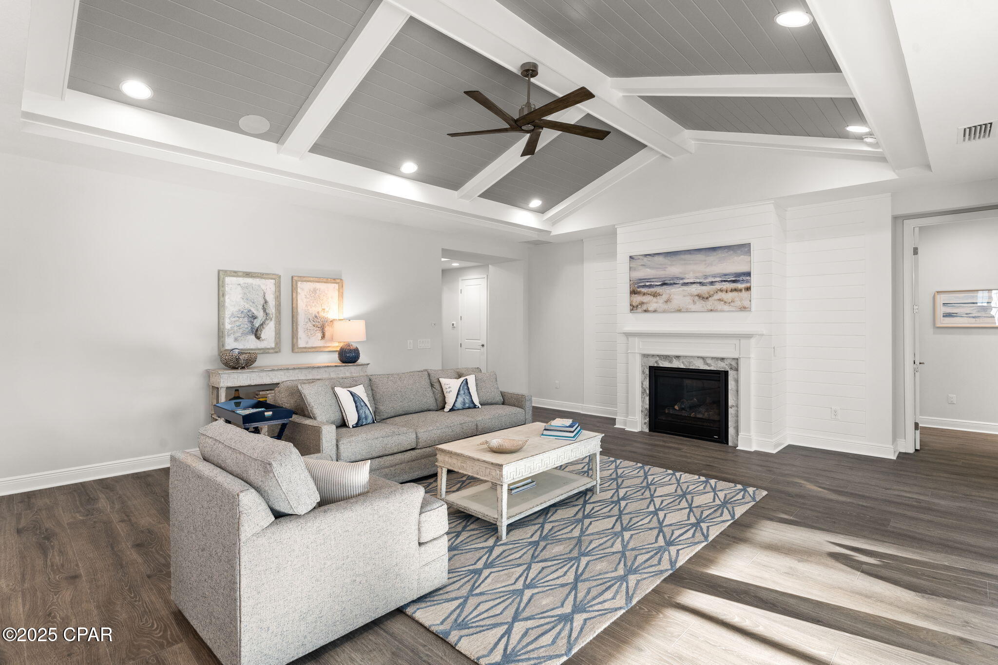 Image 9 For 8325 Fins Up Court