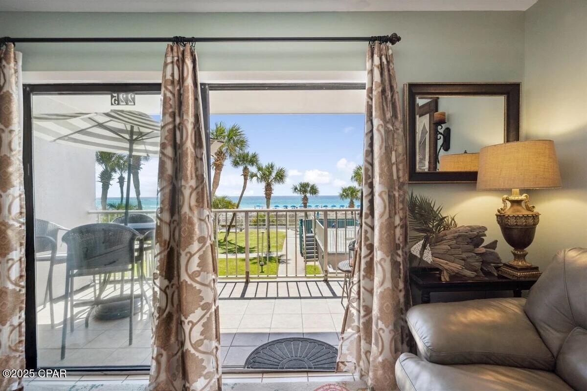 Image 11 For 8743 Thomas Drive 225