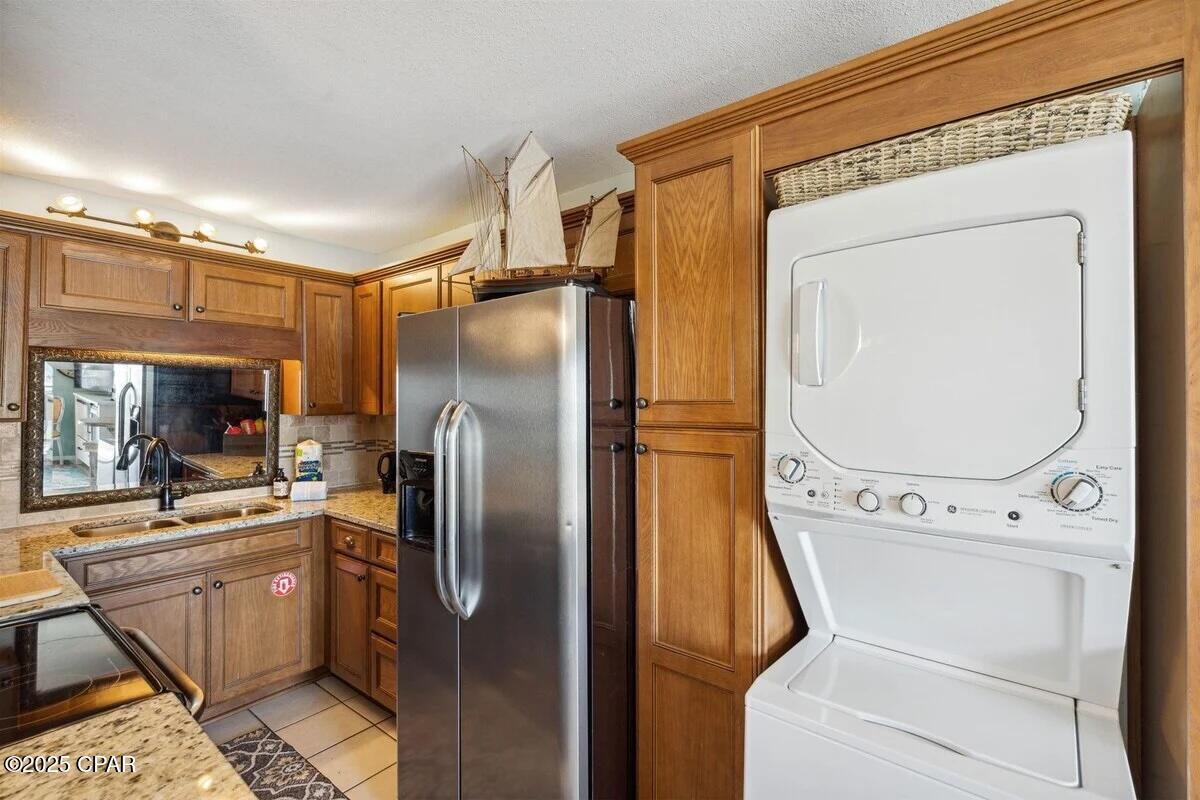 Image 12 For 8743 Thomas Drive 225