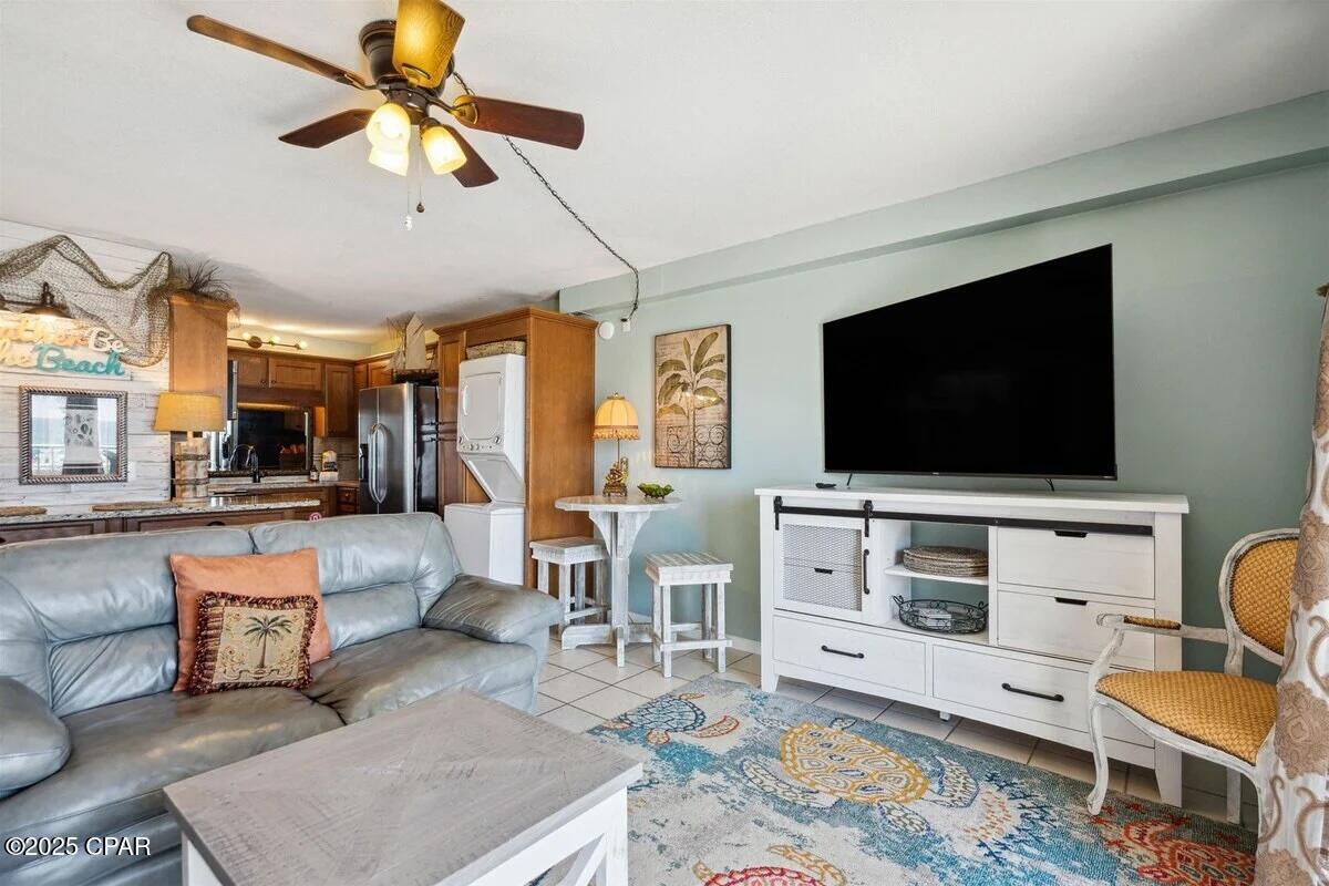 Image 2 For 8743 Thomas Drive 225