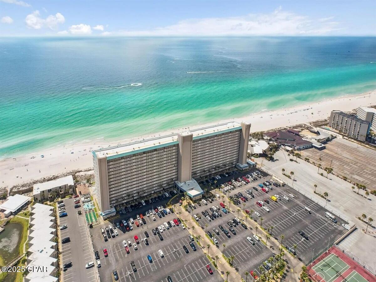 Image 22 For 8743 Thomas Drive 225