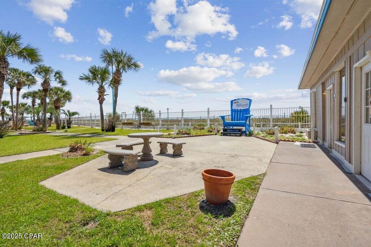 Image 35 For 8743 Thomas Drive 225