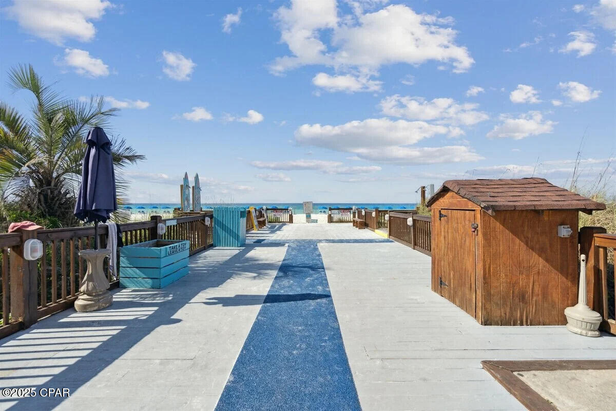 Image 39 For 8743 Thomas Drive 225