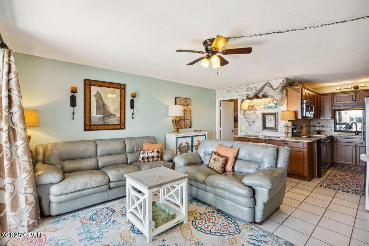 Image 4 For 8743 Thomas Drive 225