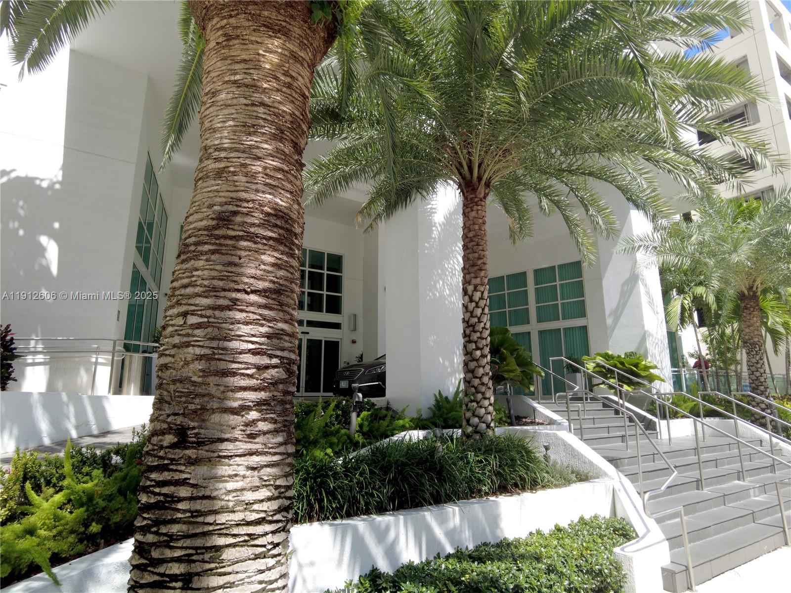 Condo for Rent in Miami, FL