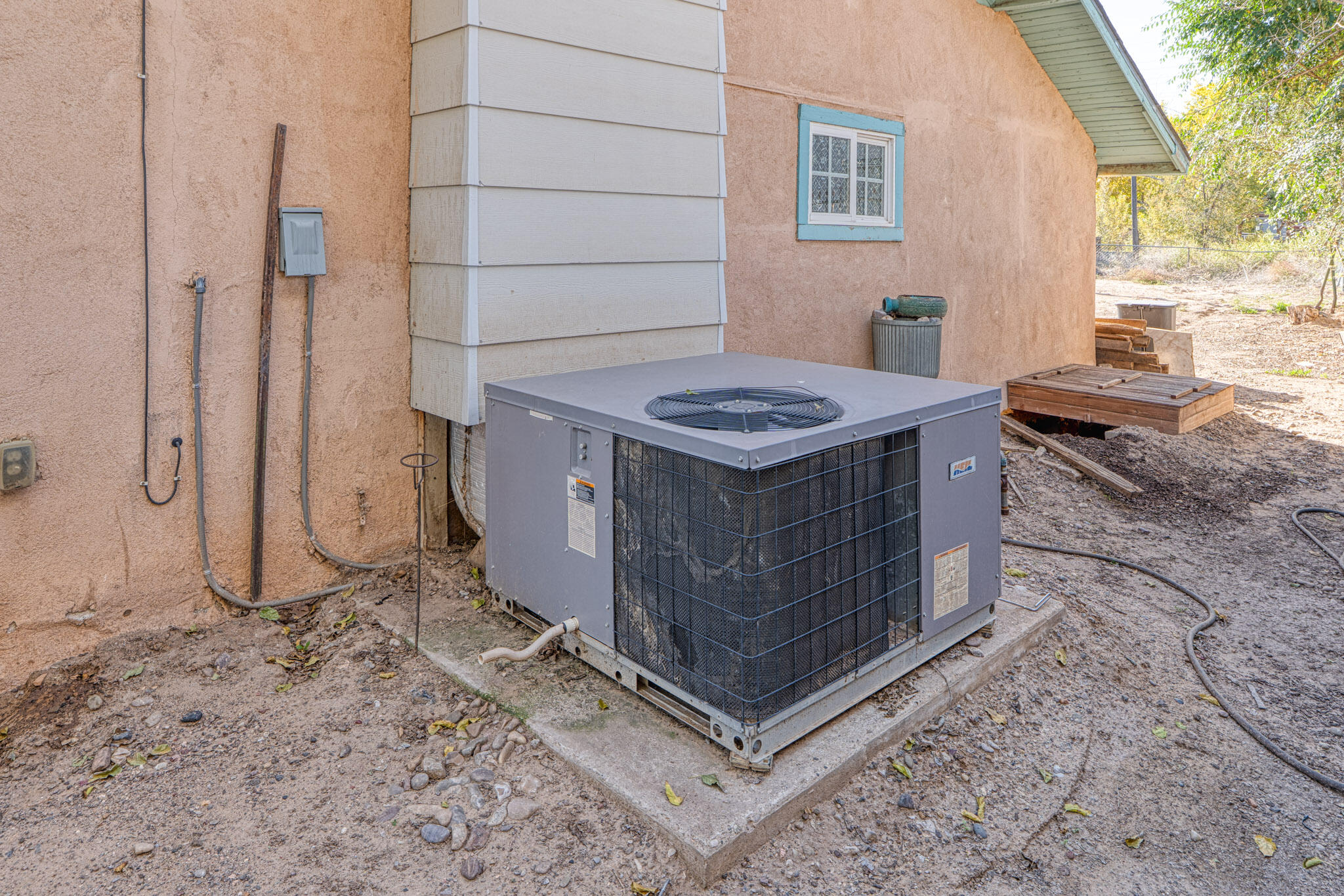 517 E Reinken Avenue 