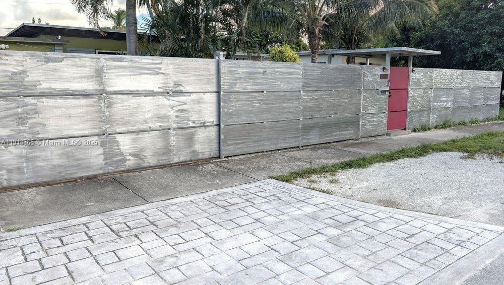 W Miami Shores Sec B