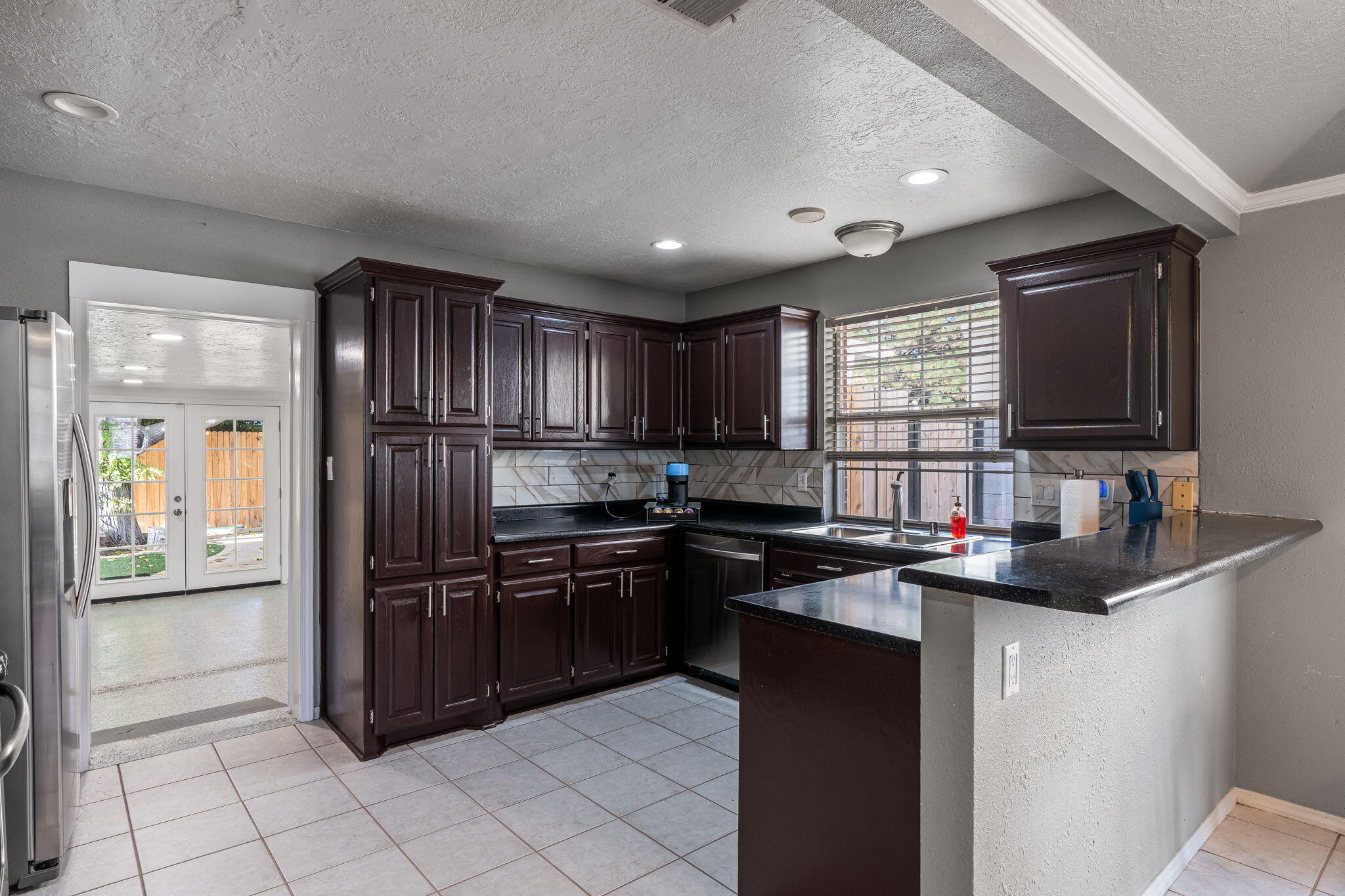 4615 Lobelia Road NW Kitchen