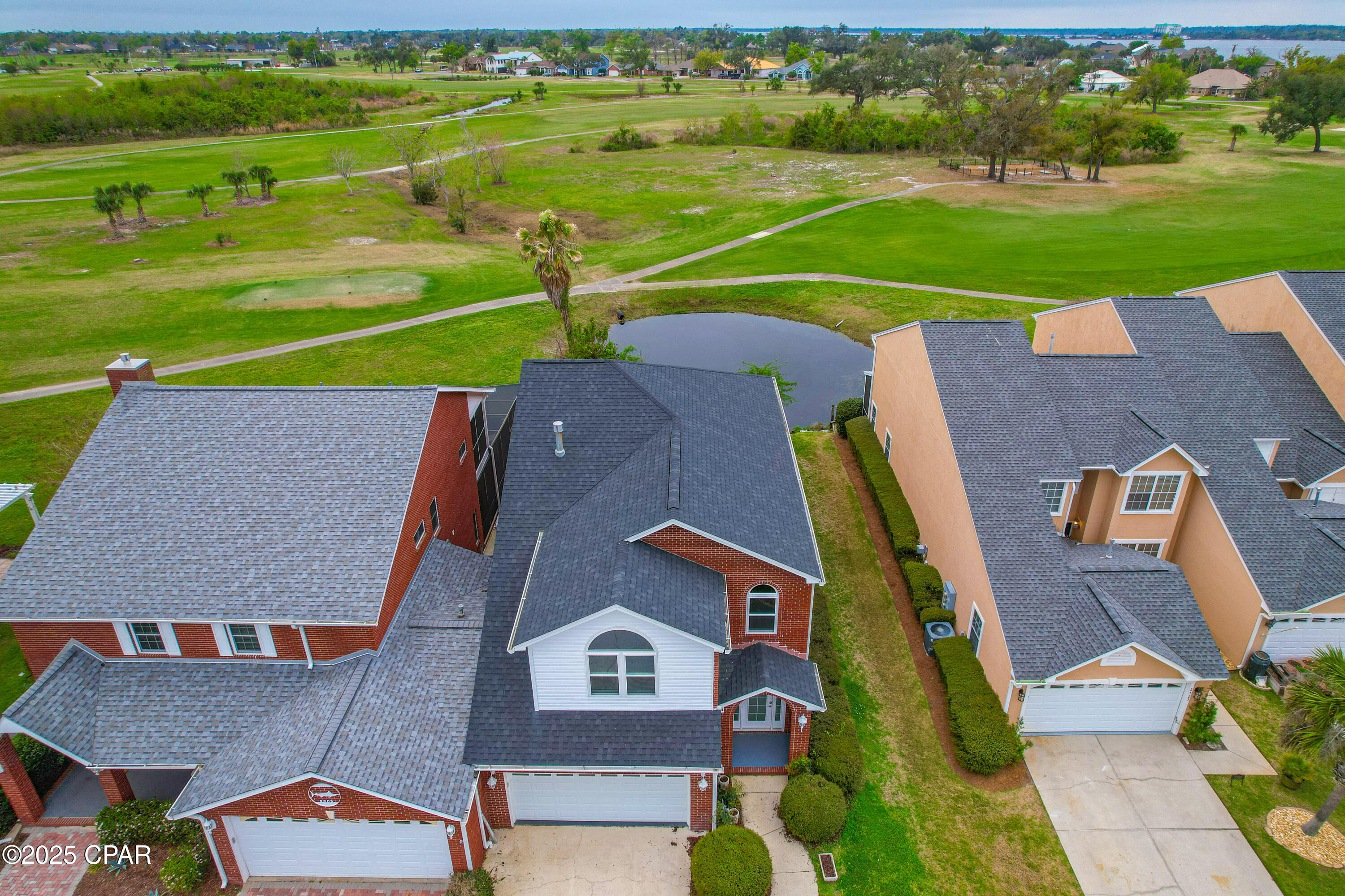 Listing photo id 35 for 2601 Country Club Drive