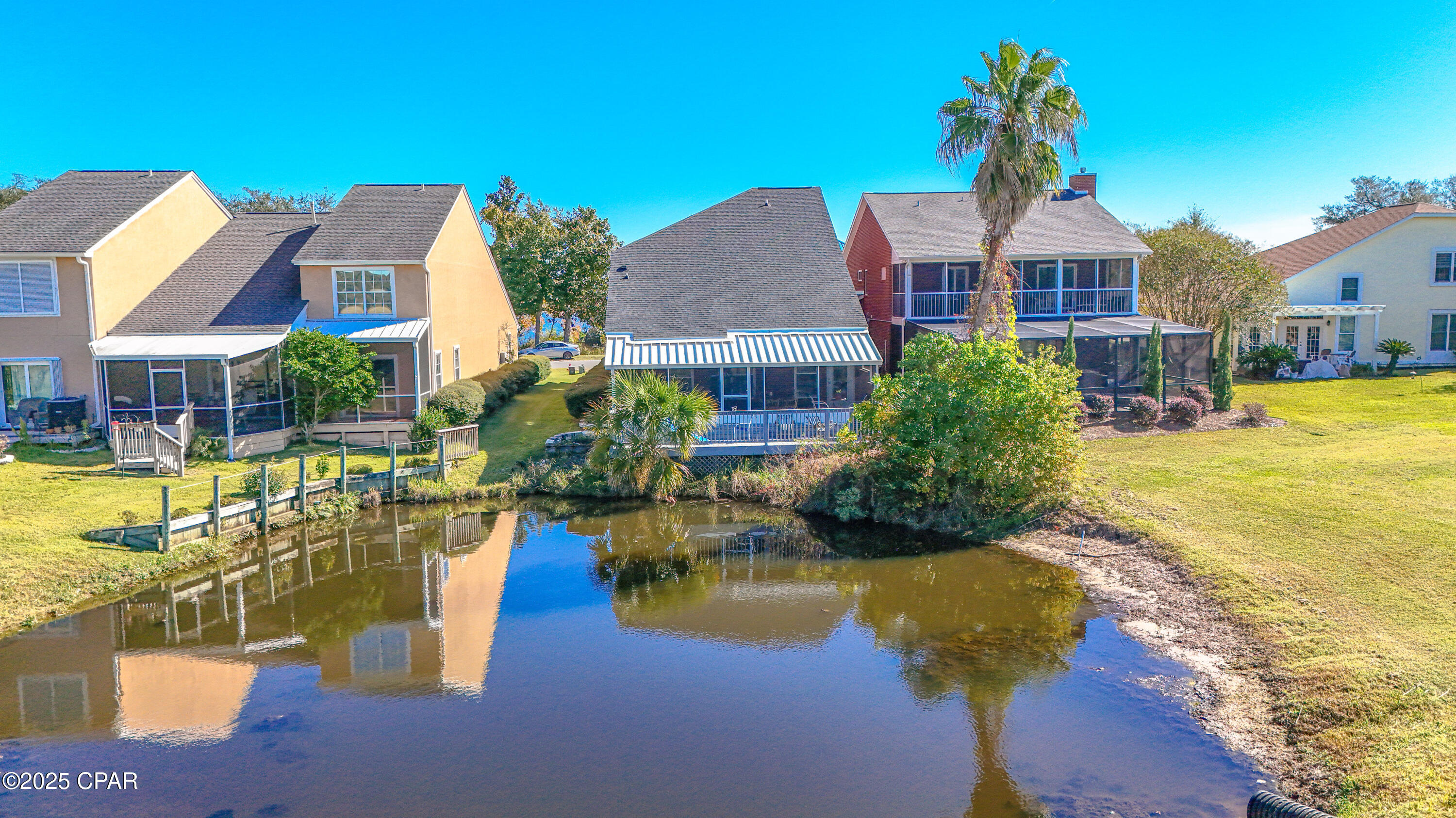 Listing photo id 51 for 2601 Country Club Drive