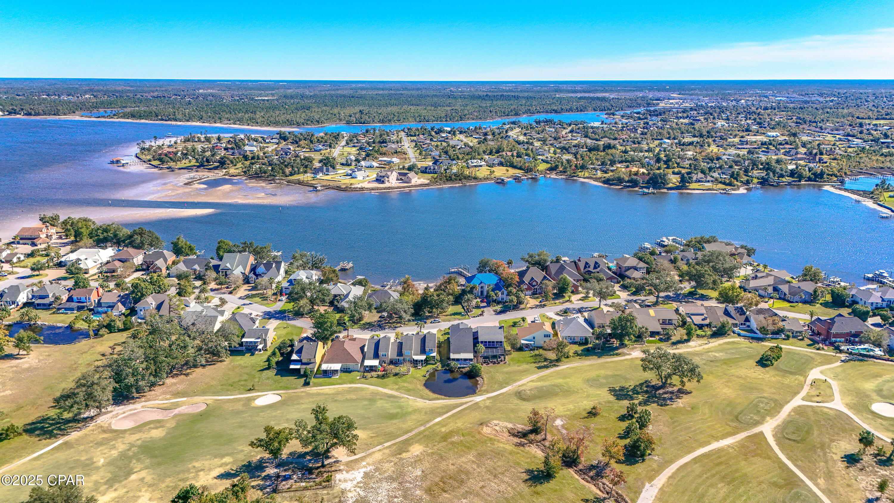 Listing photo id 68 for 2601 Country Club Drive