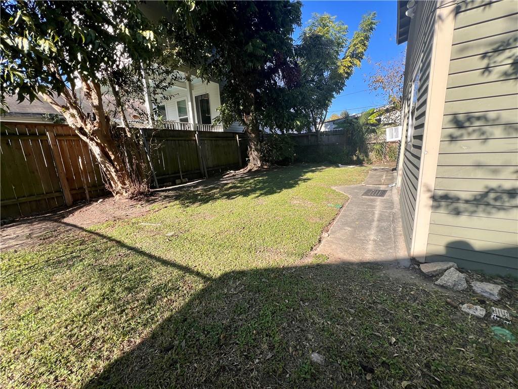 607 S Solomon Street