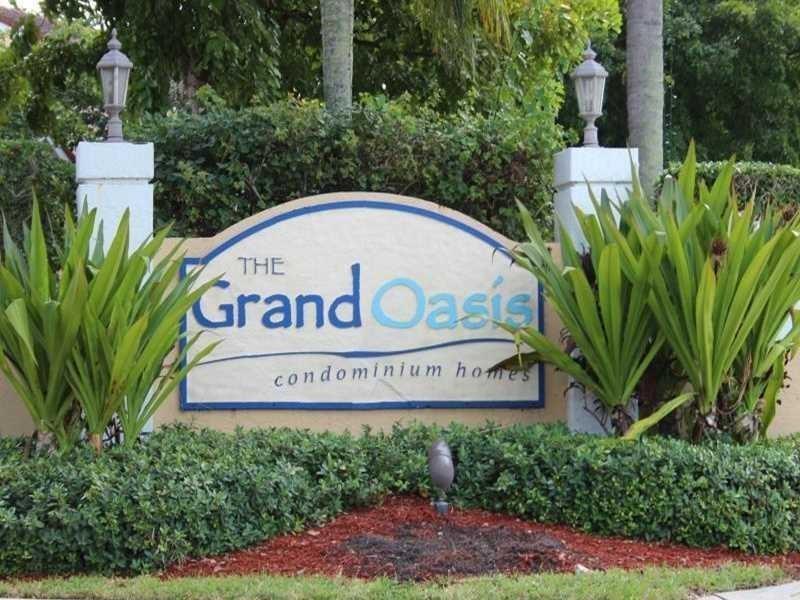 Grand Oasis Condo