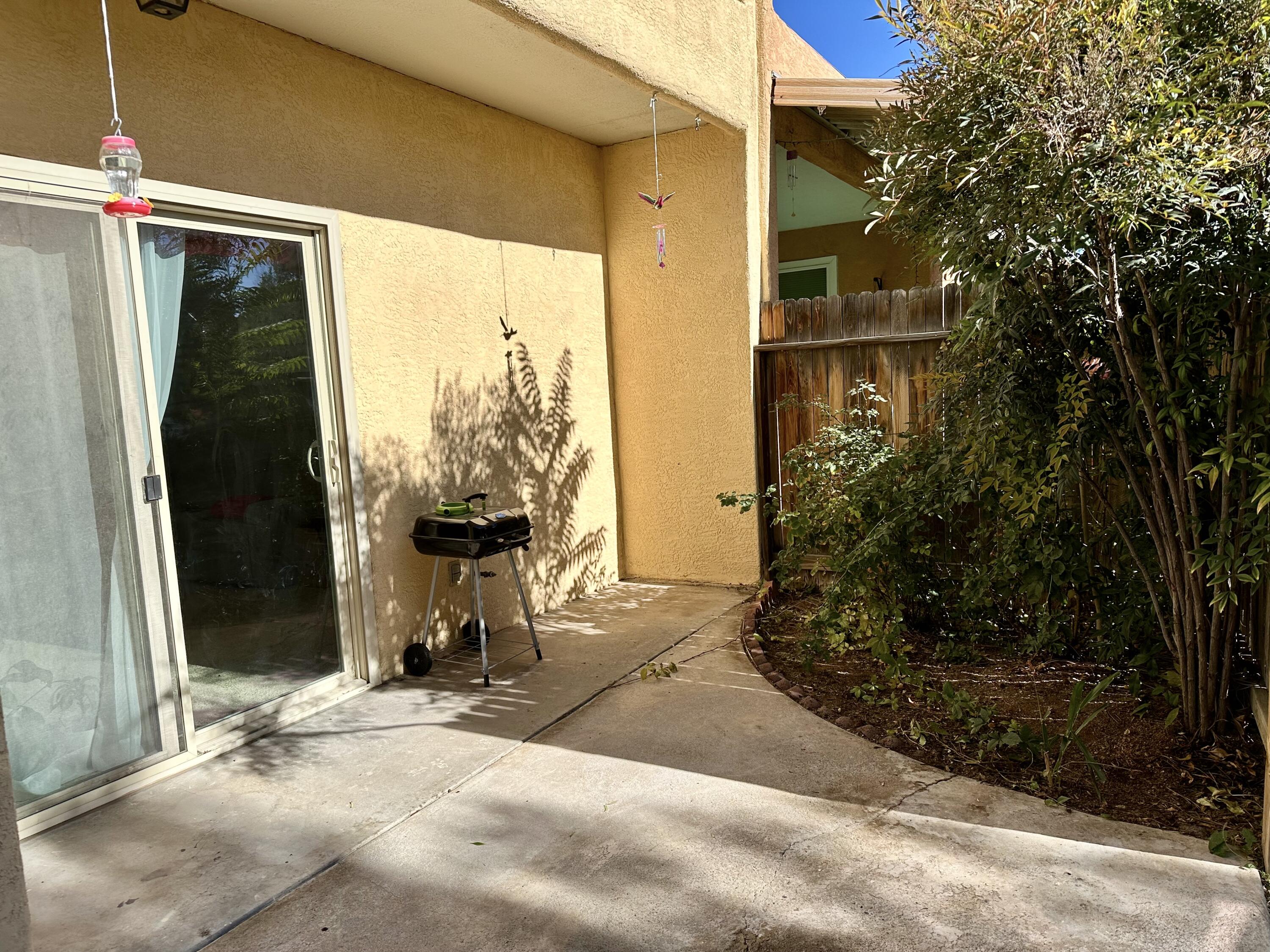 6104 Osuna Road NE Patio